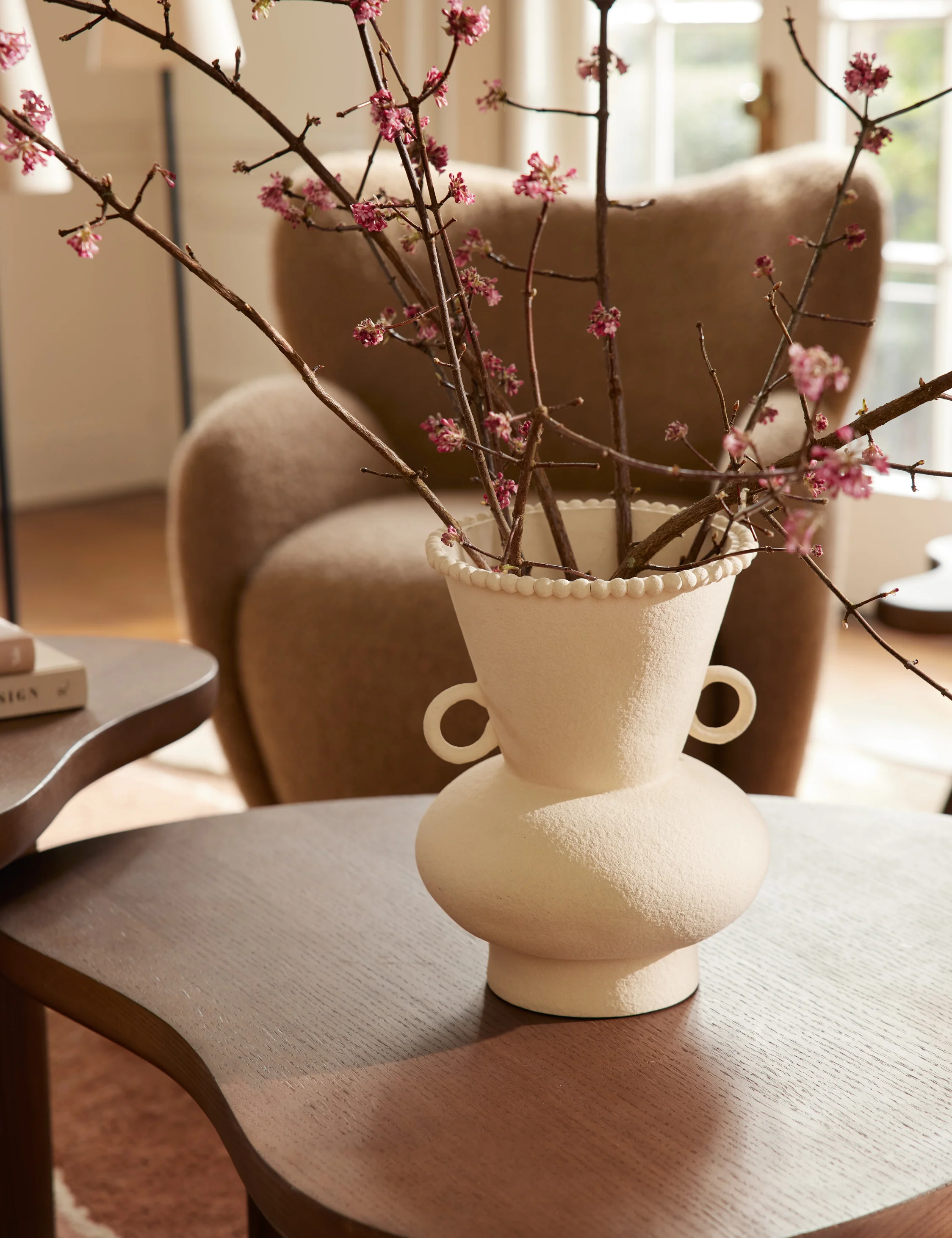 Philia Vase by Aimee Song