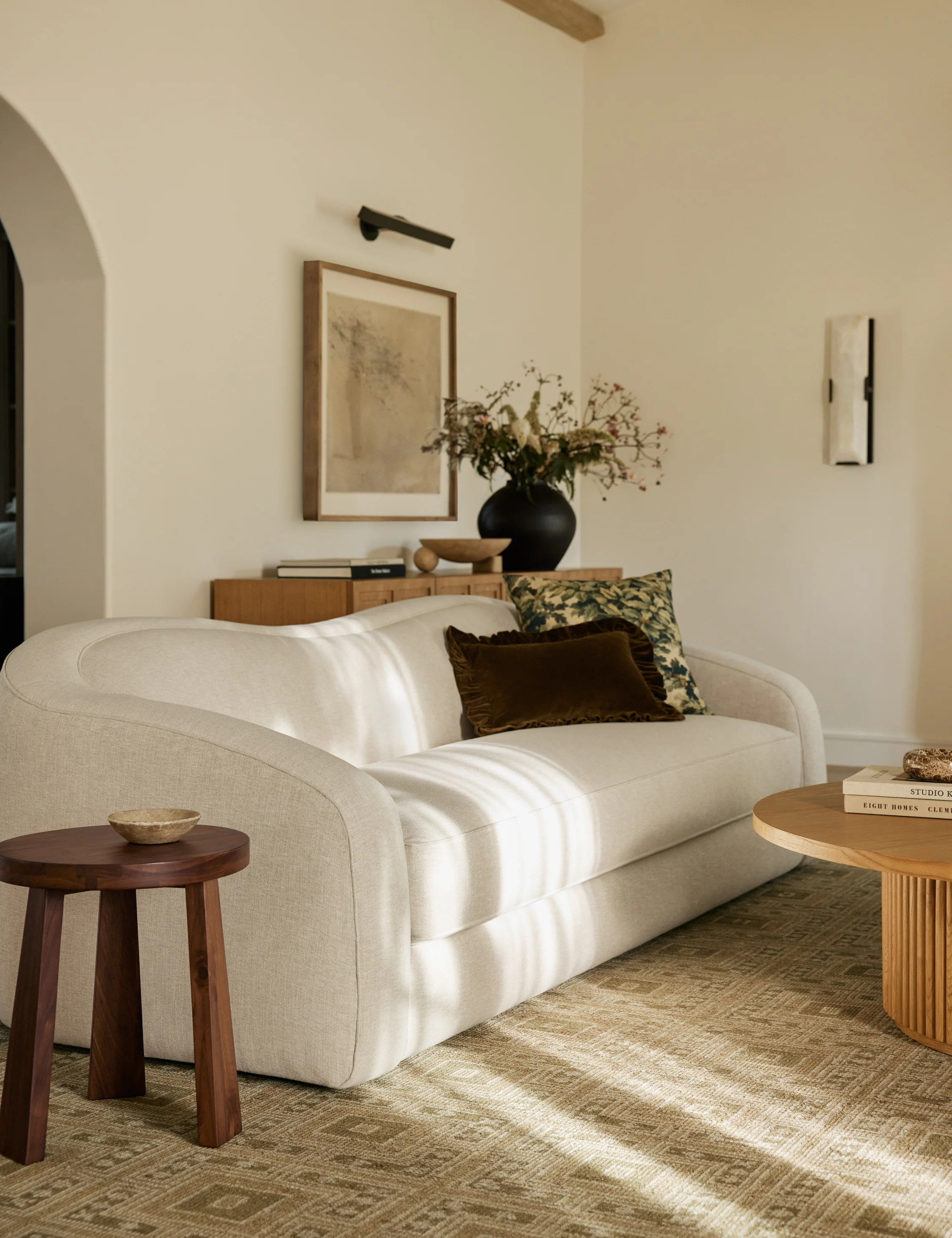 Mauree Velvet Pillow 24 Mauree Velvet Pillow