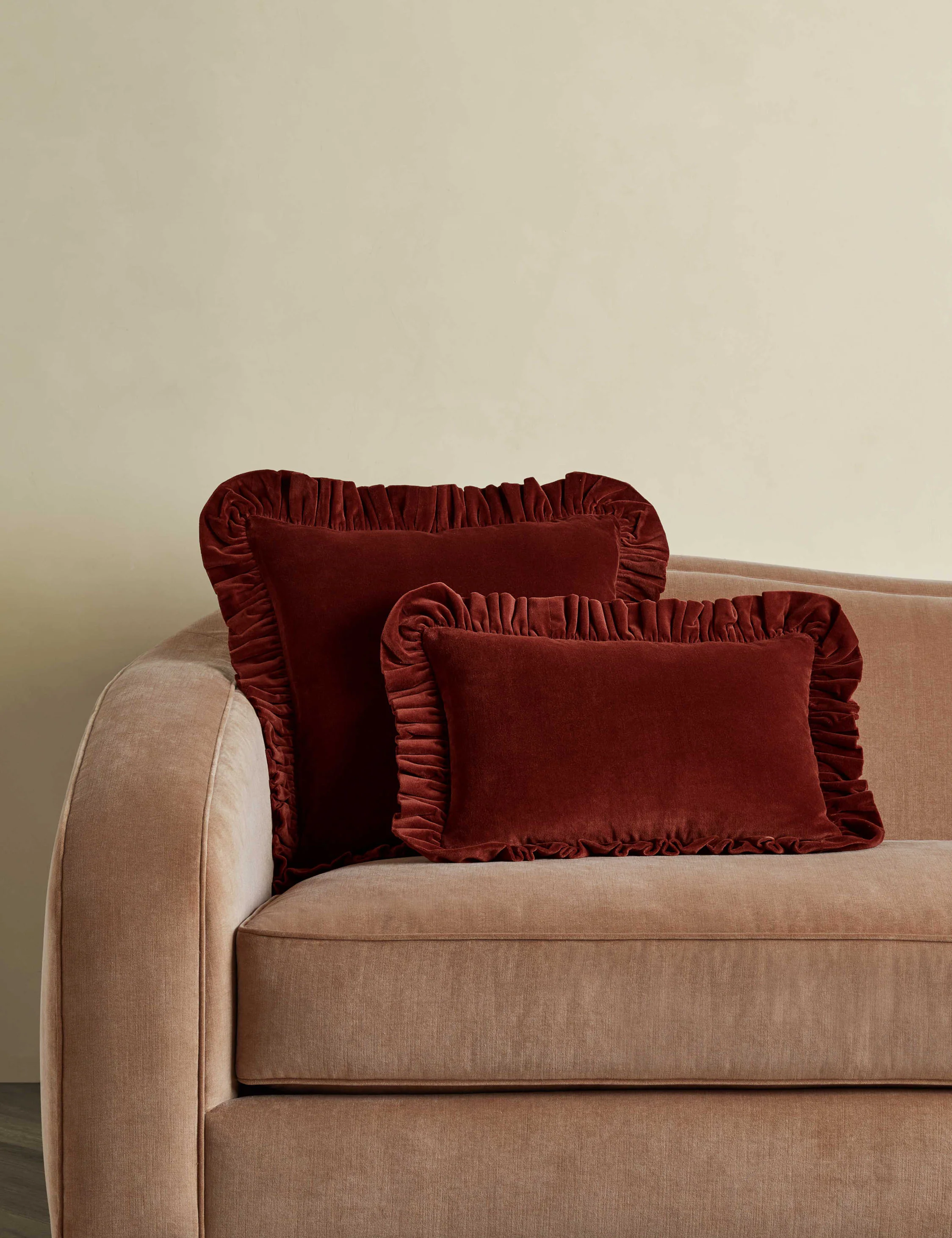 Mauree Velvet Pillow 29 Mauree Velvet Pillow