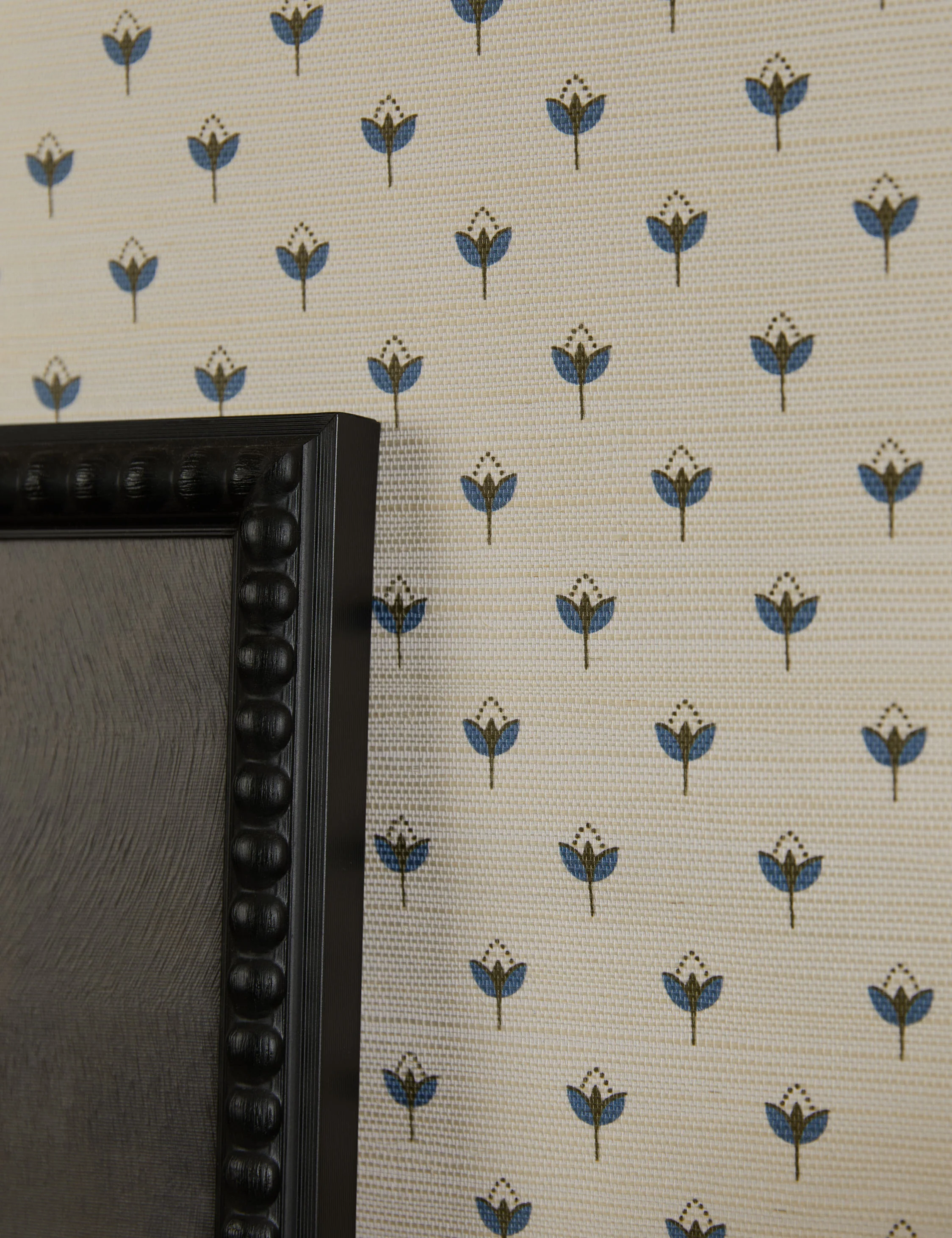 Poiret Grasscloth Wallpaper