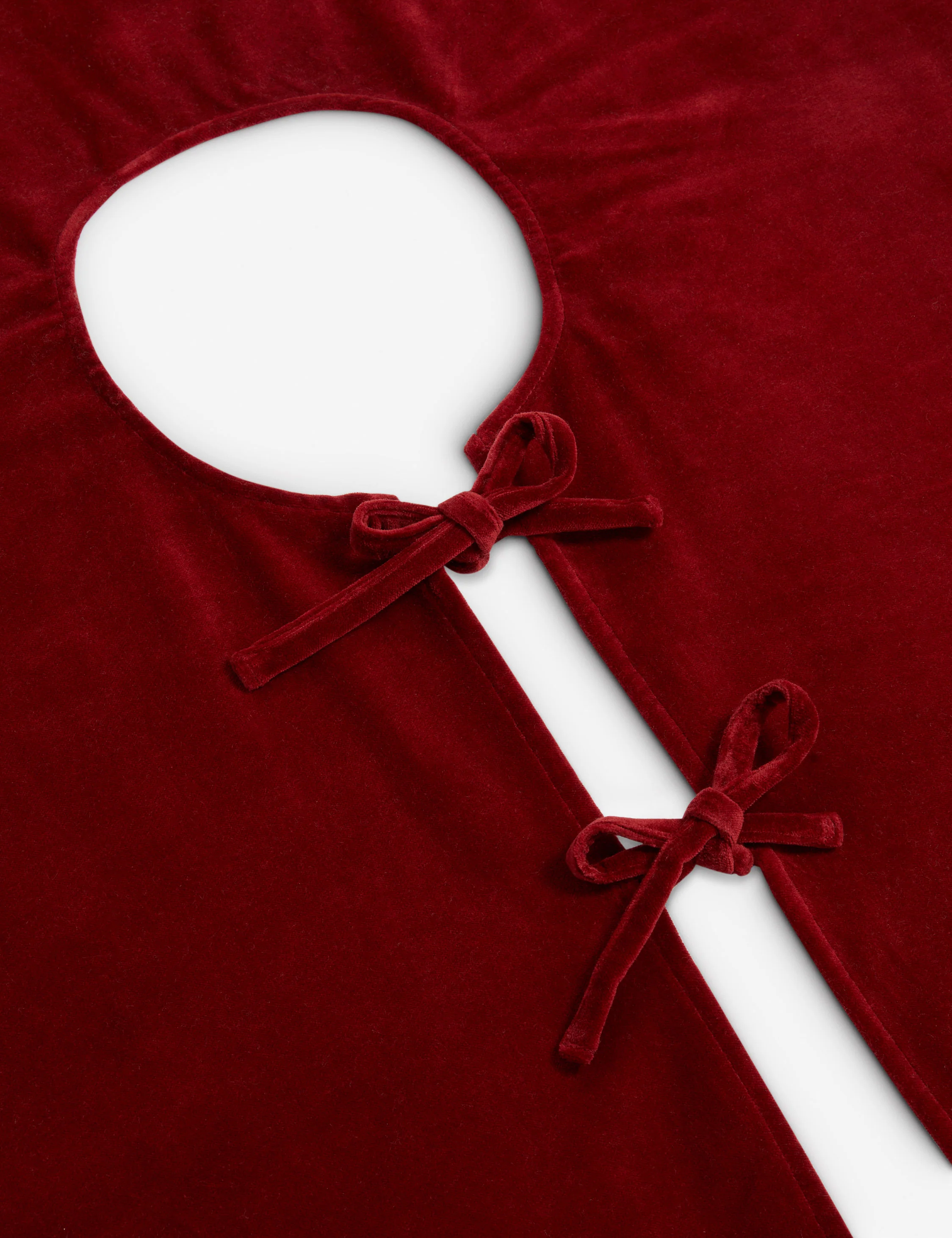 Mauree Velvet Tree Skirt