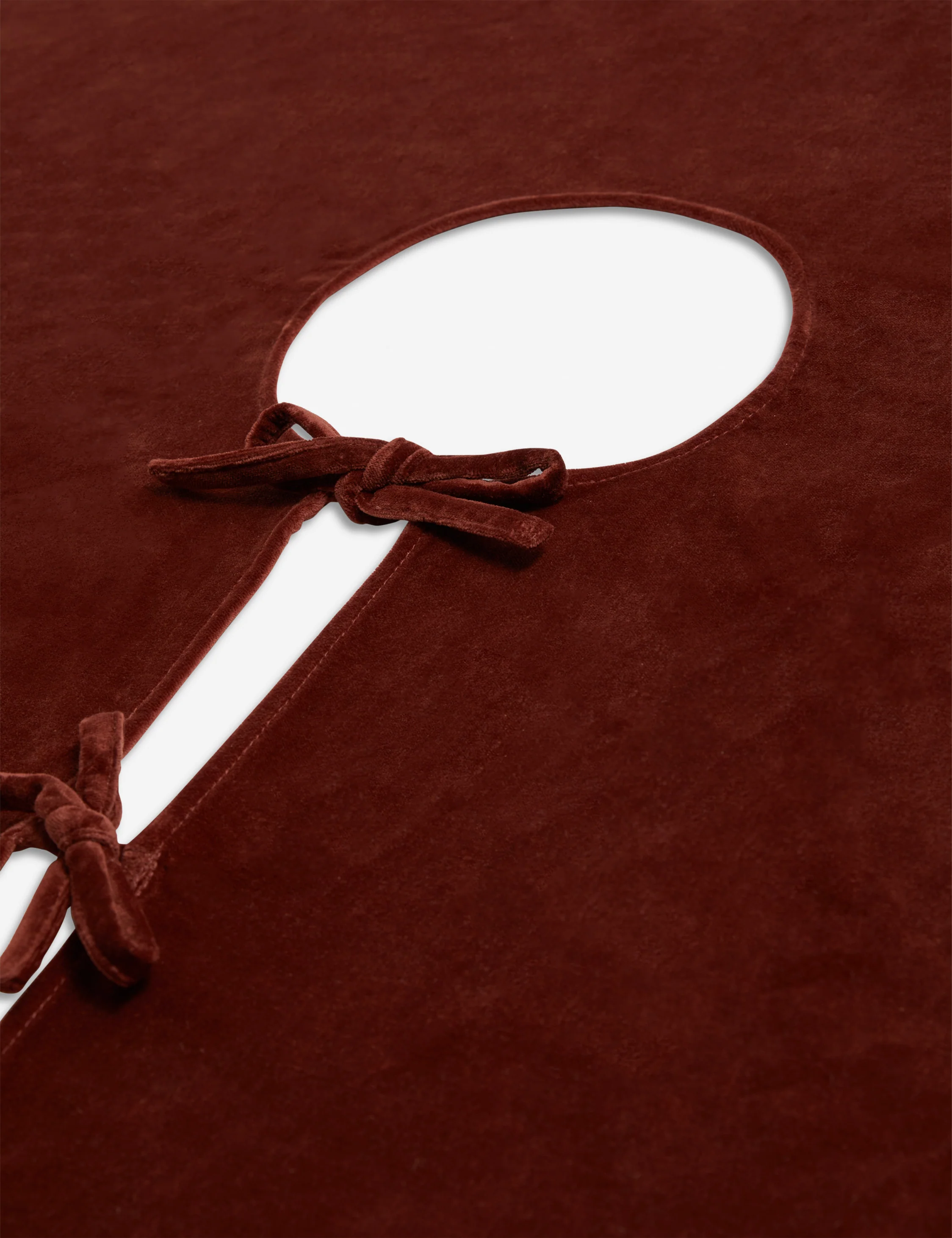 Mauree Velvet Tree Skirt