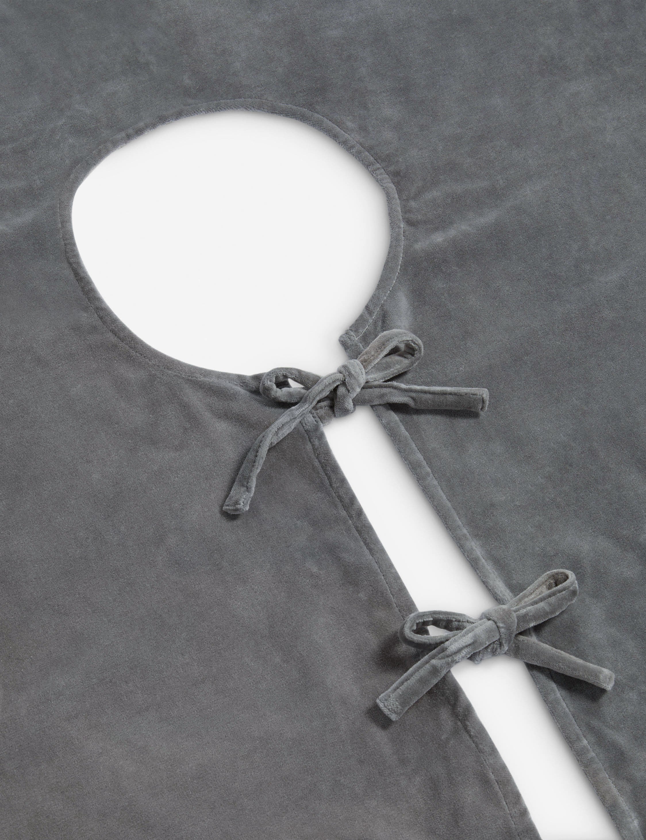 Mauree Velvet Tree Skirt