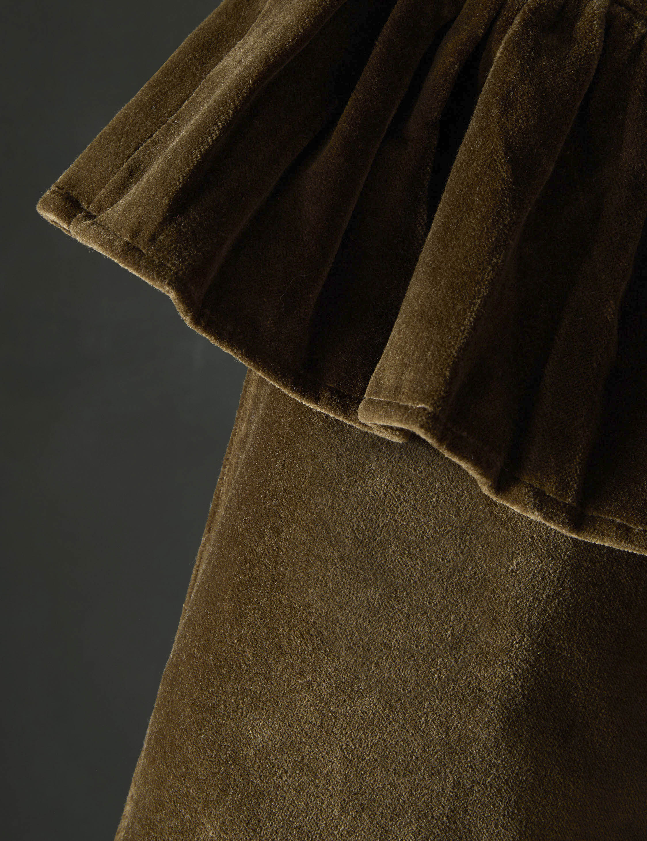 Mauree Velvet Stocking