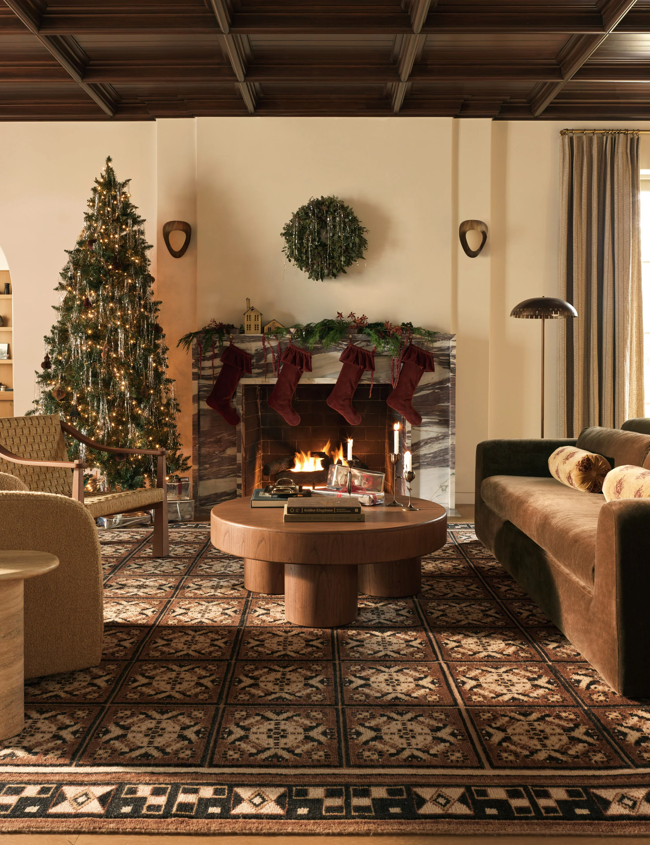 Mauree Velvet Stocking