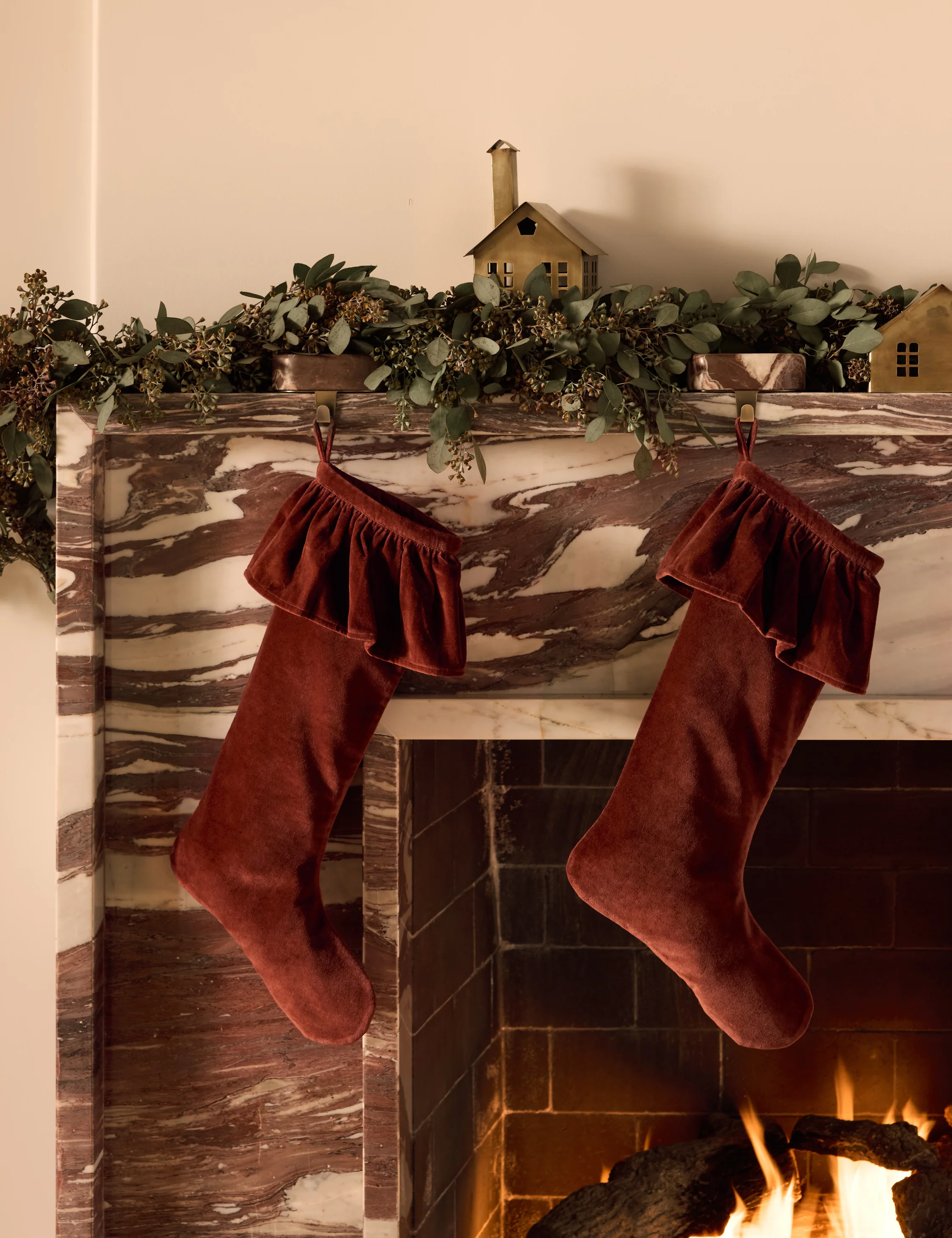 Mauree Velvet Stocking