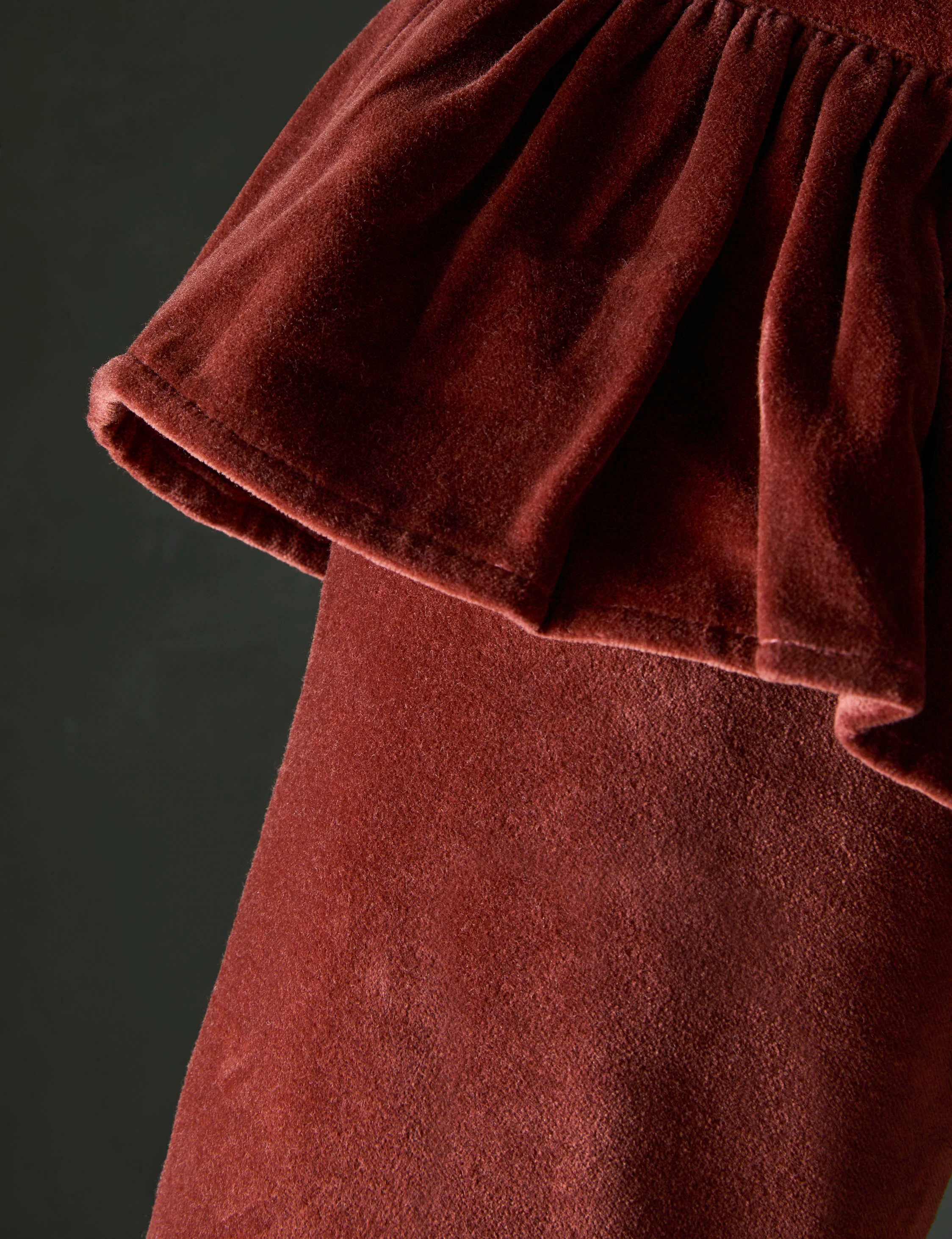 Mauree Velvet Stocking