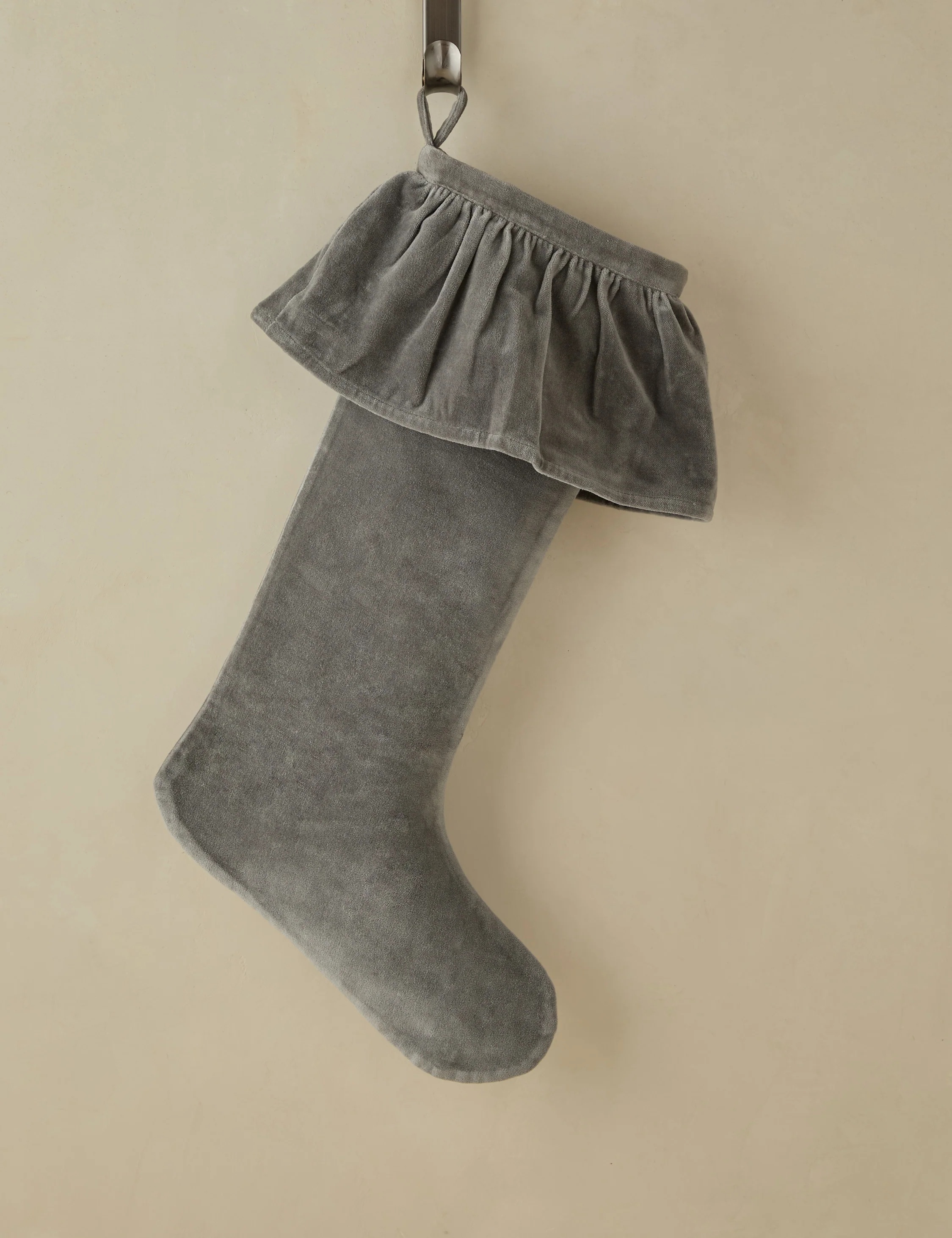 Mauree Velvet Stocking