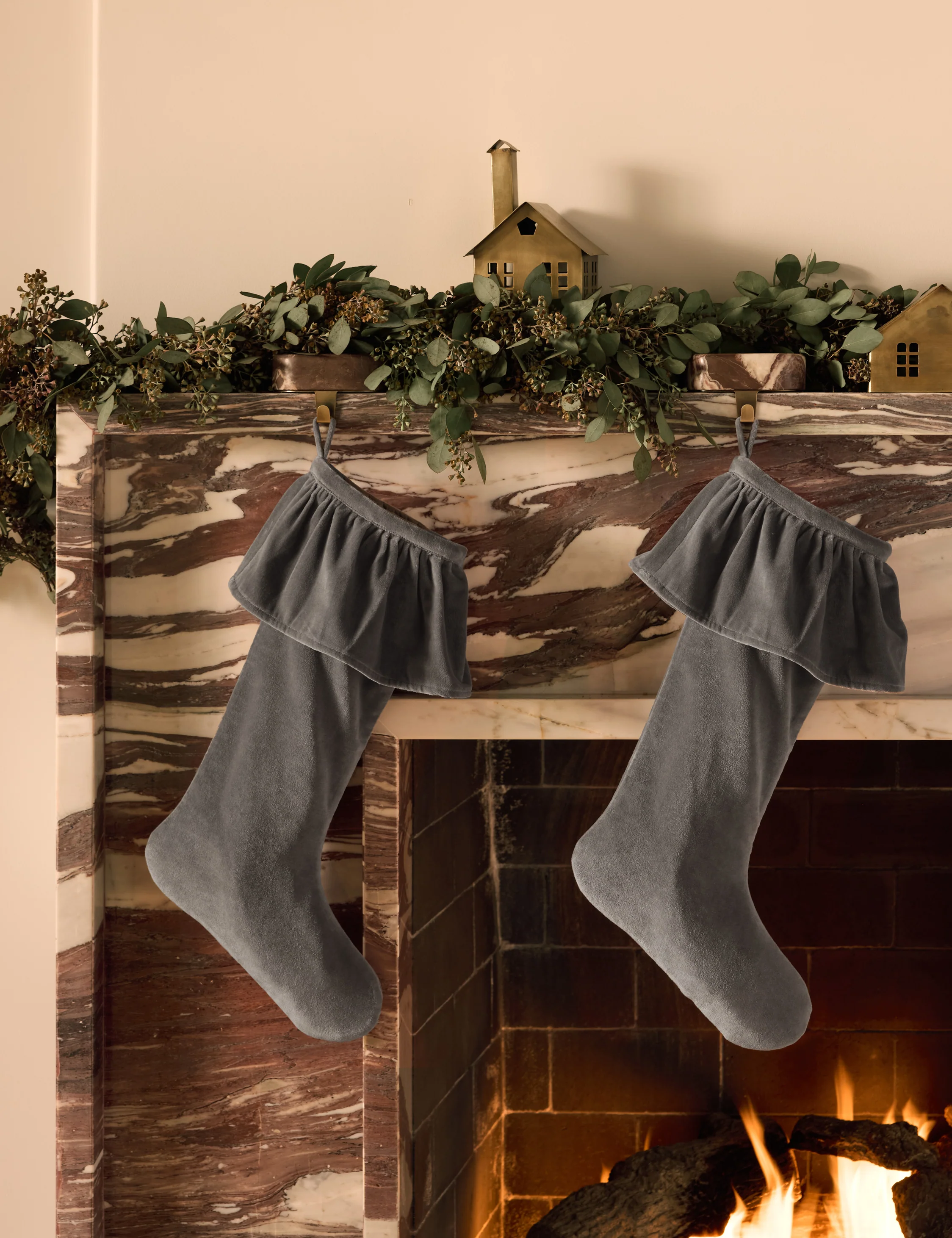 Mauree Velvet Stocking