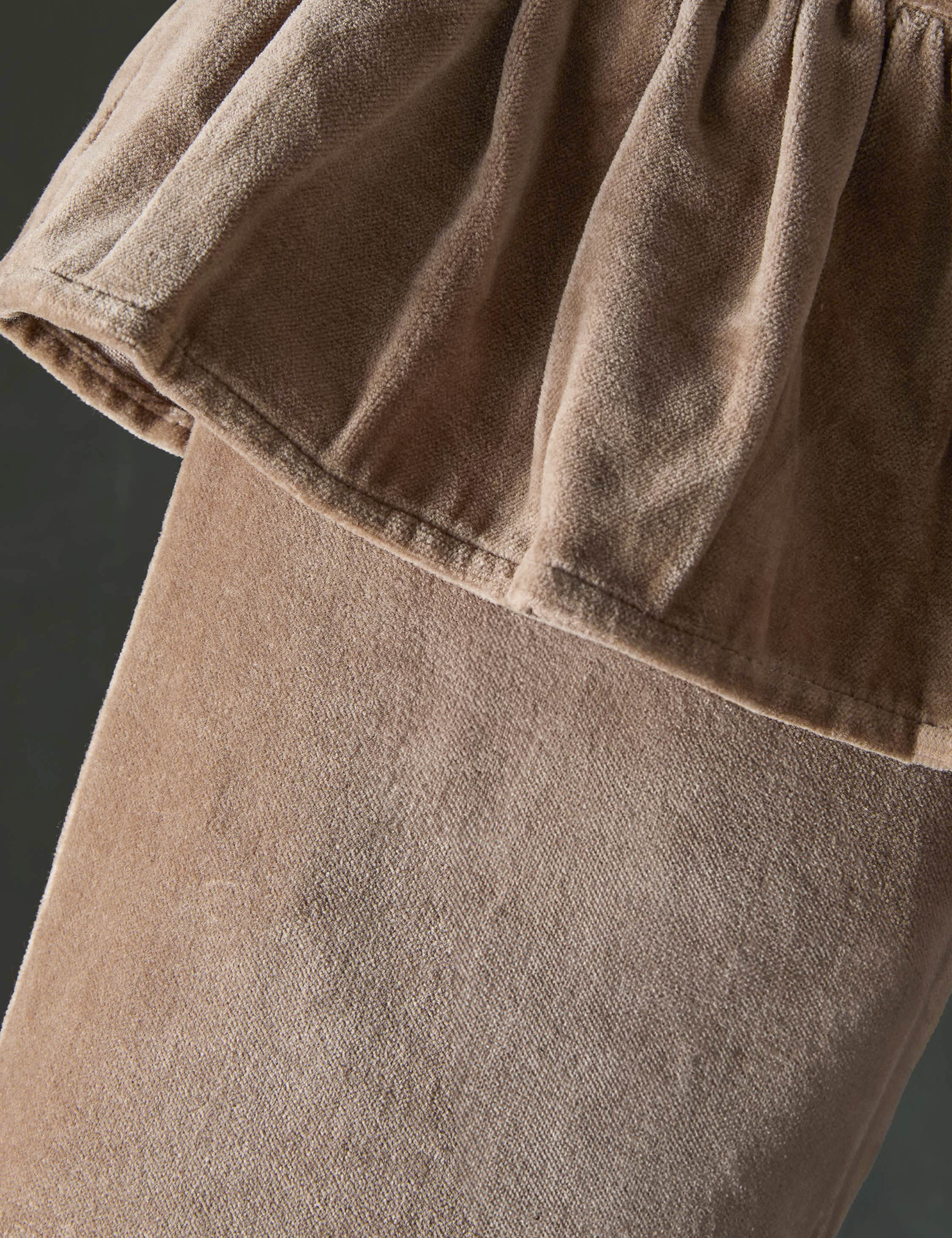 Mauree Velvet Stocking