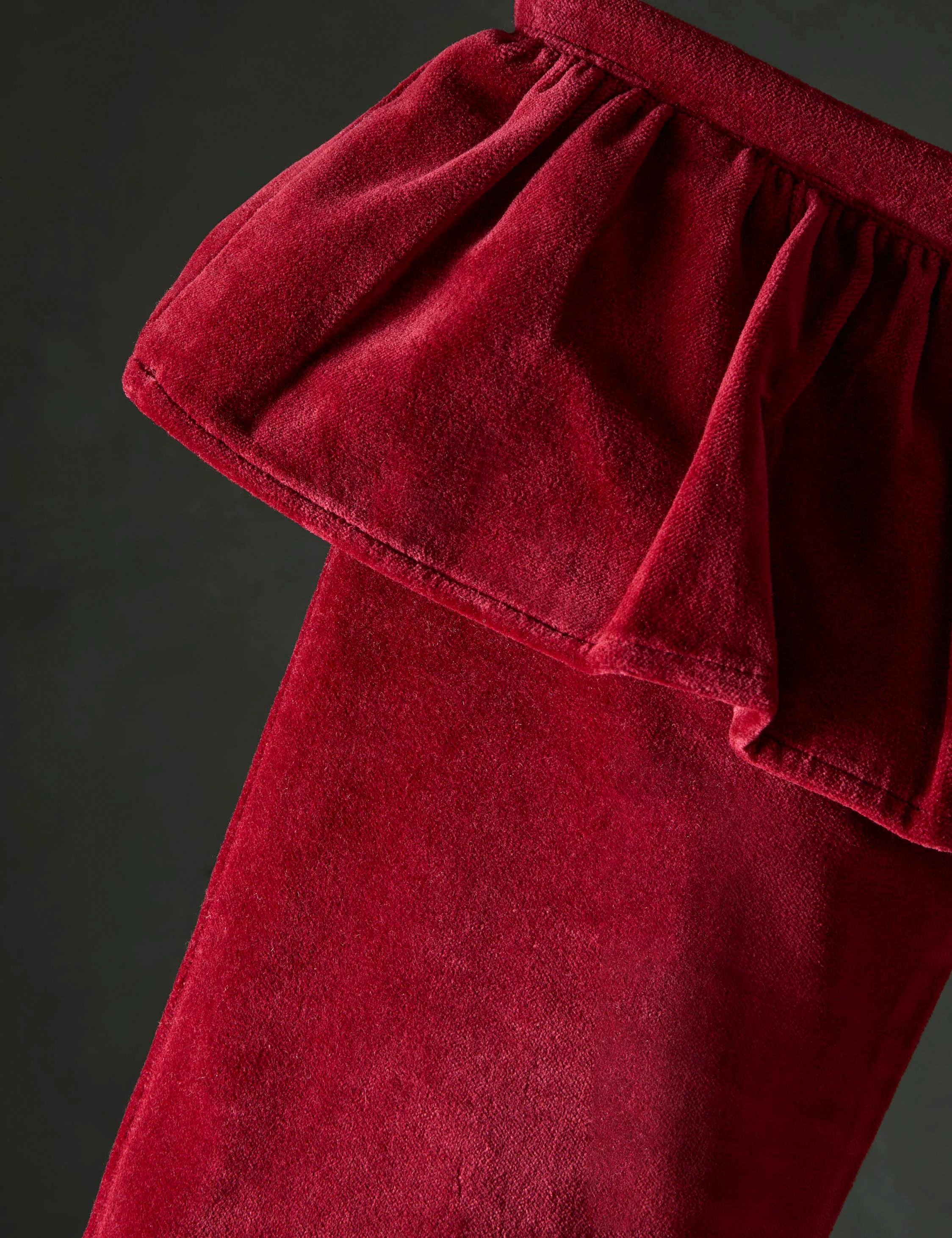 Mauree Velvet Stocking