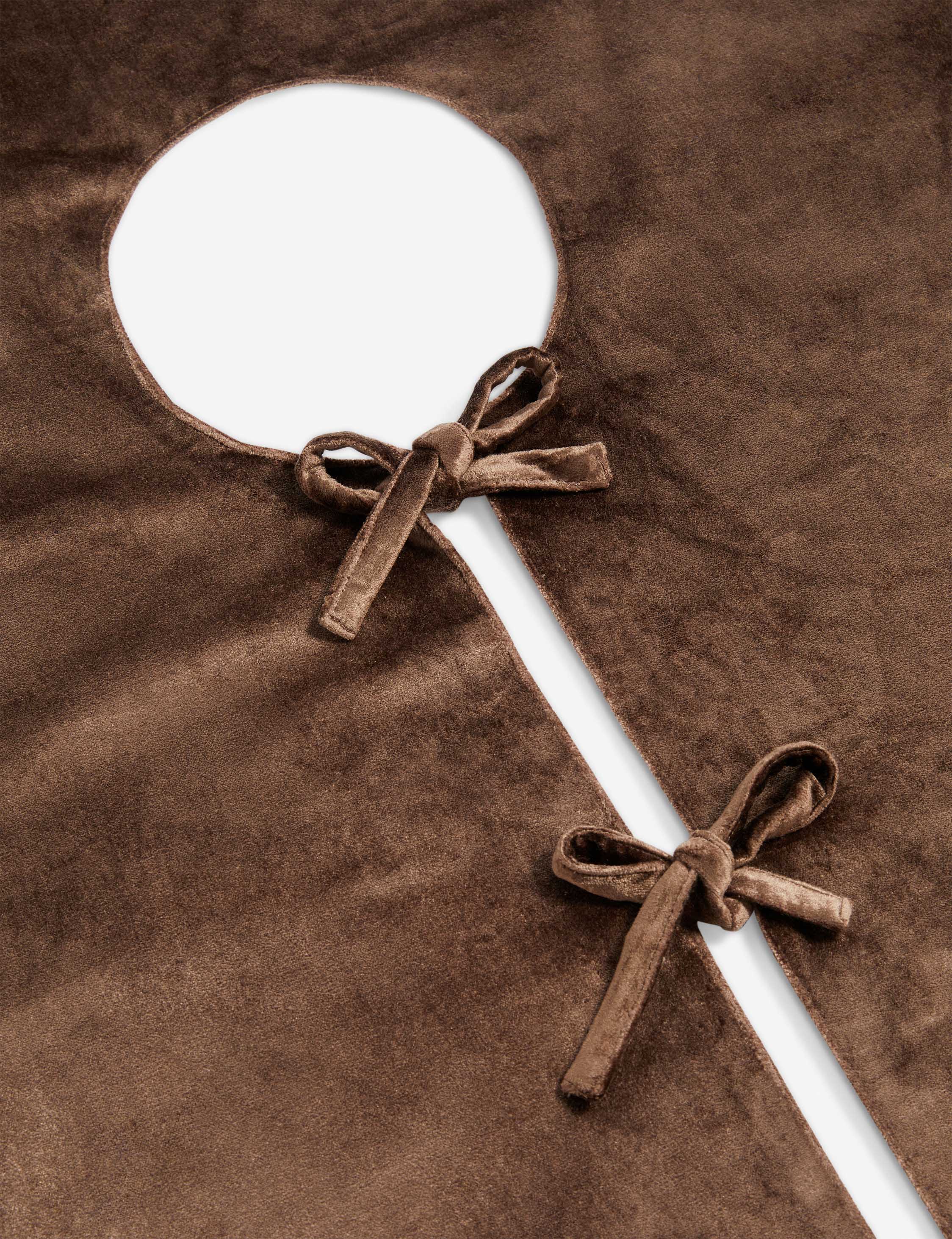 Brandis Velvet Tree Skirt