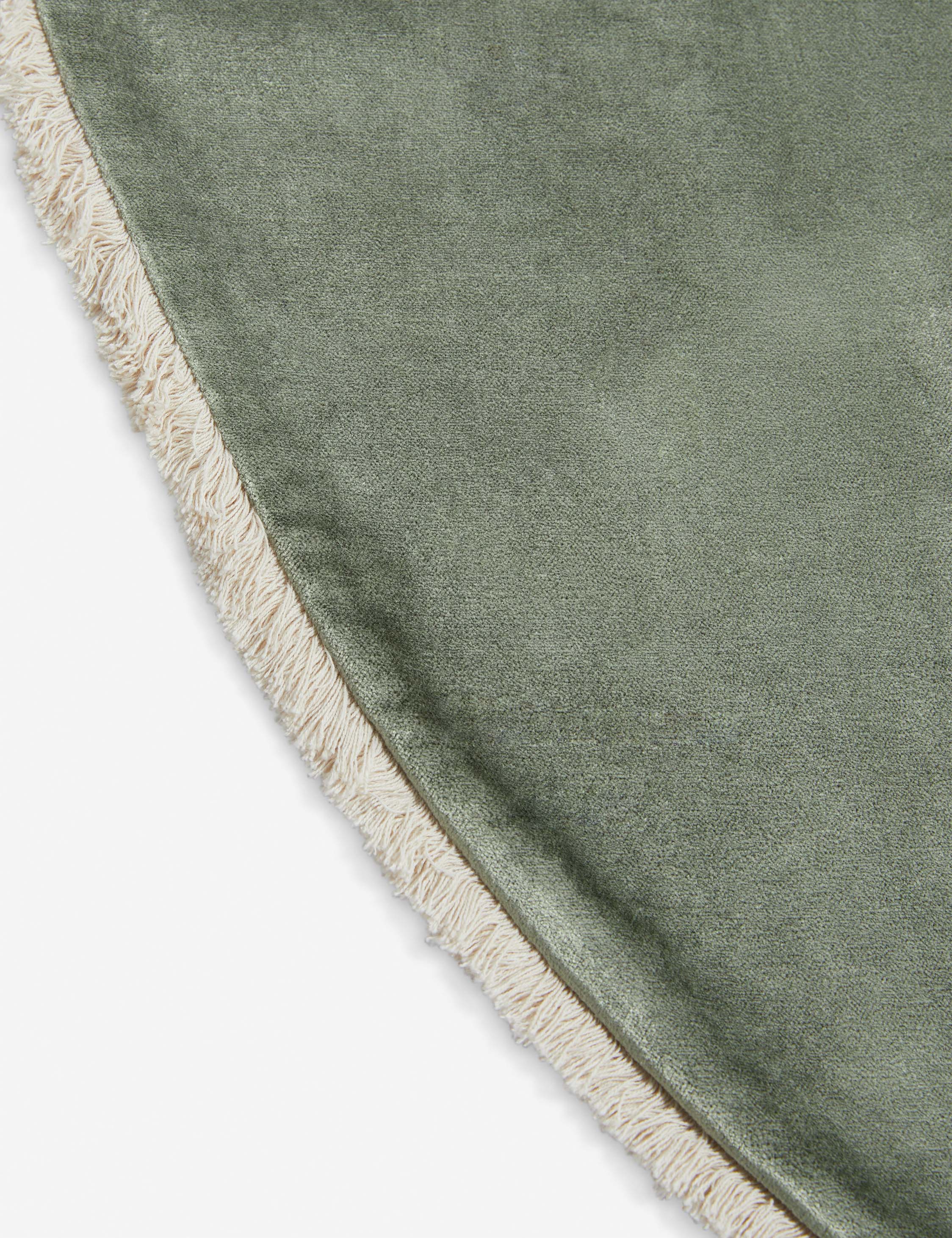 Brandis Velvet Tree Skirt