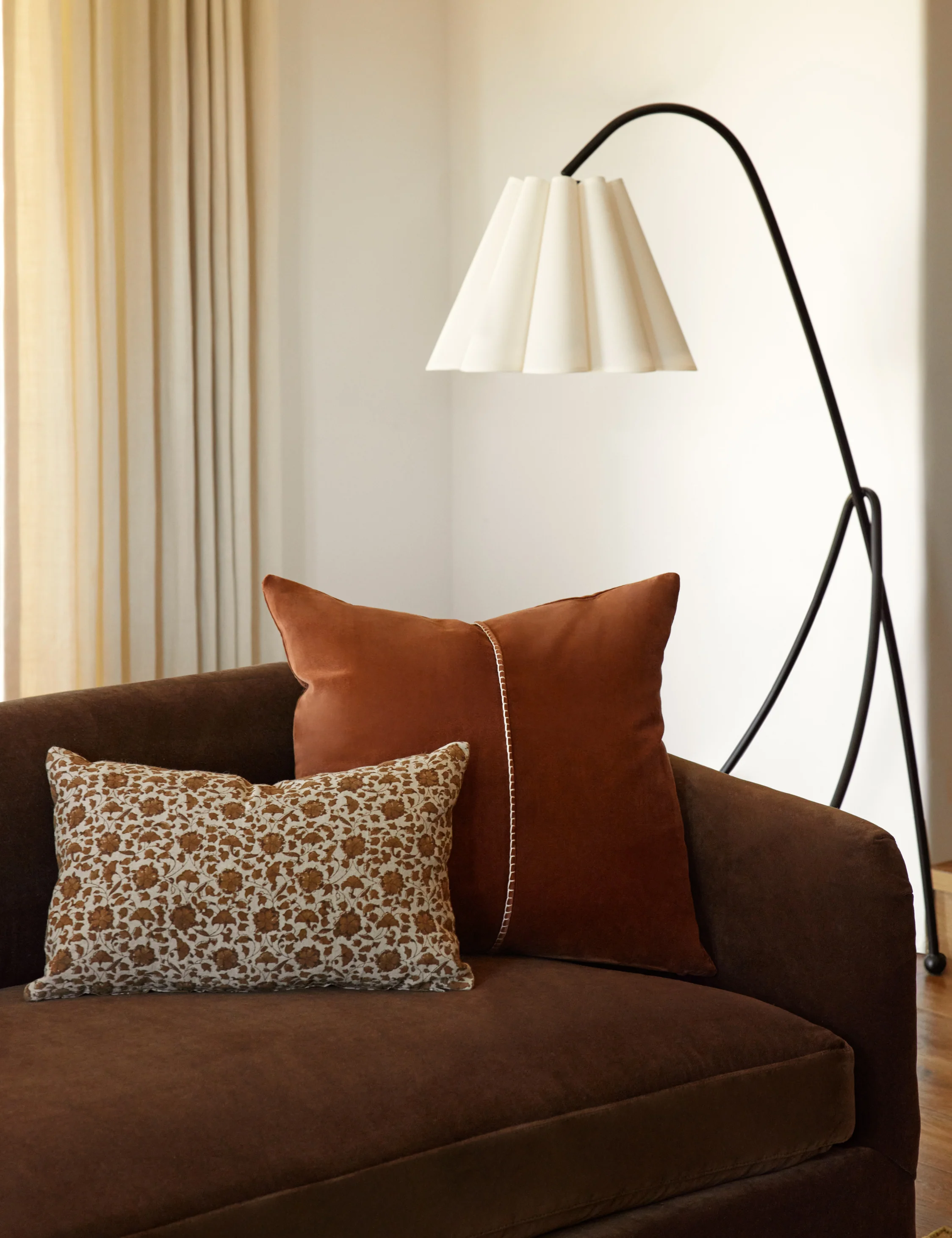 Caddie Velvet Pillow