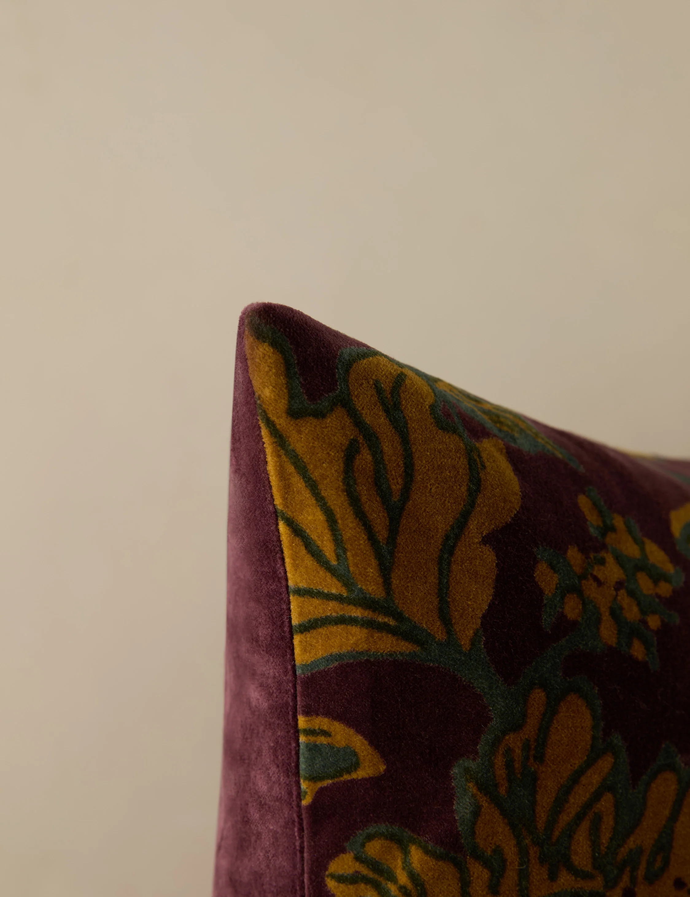 Agnetha Velvet Pillow 6 Agnetha Velvet Pillow