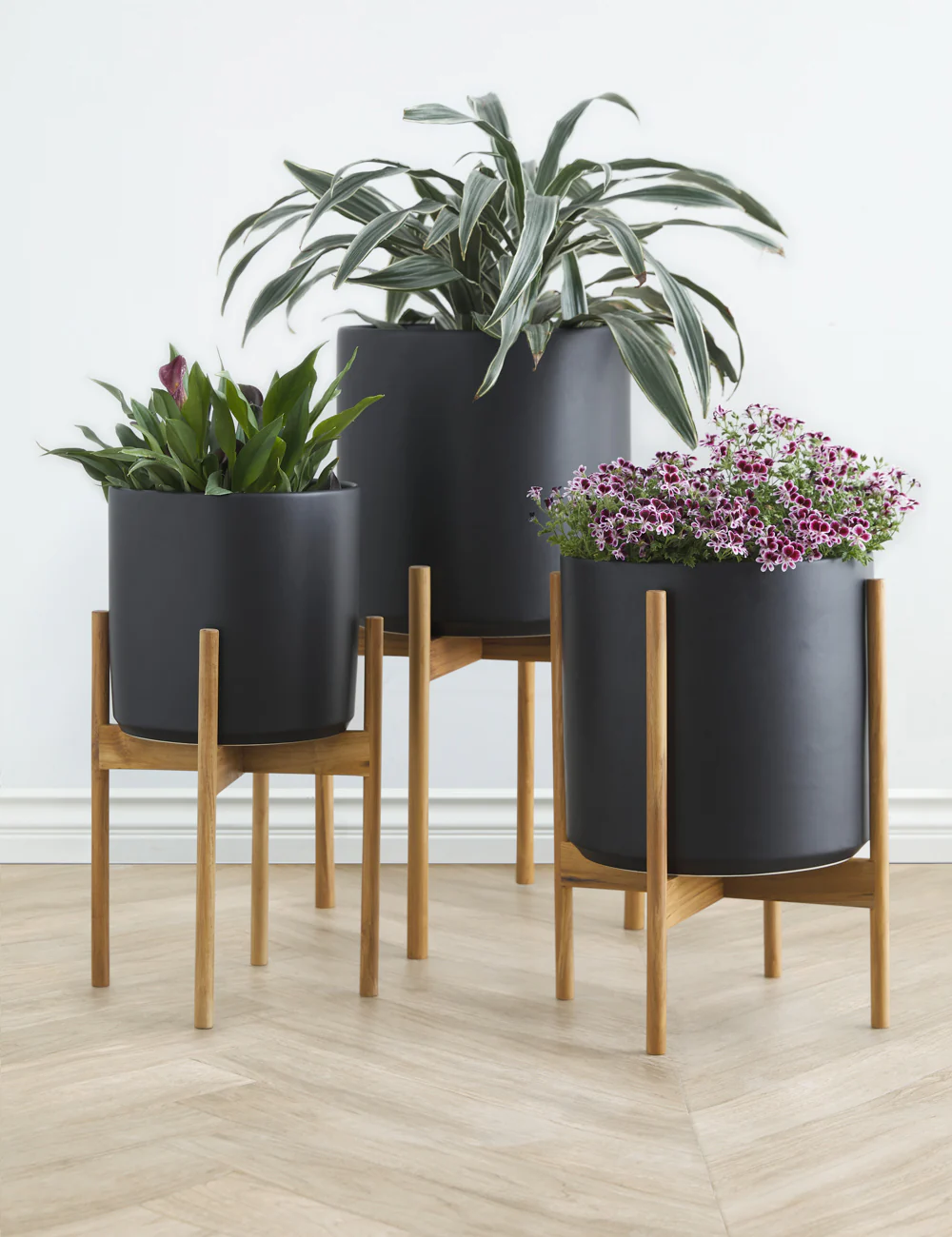 Ceramic Planter Pot + Teak Stand by LBE Design