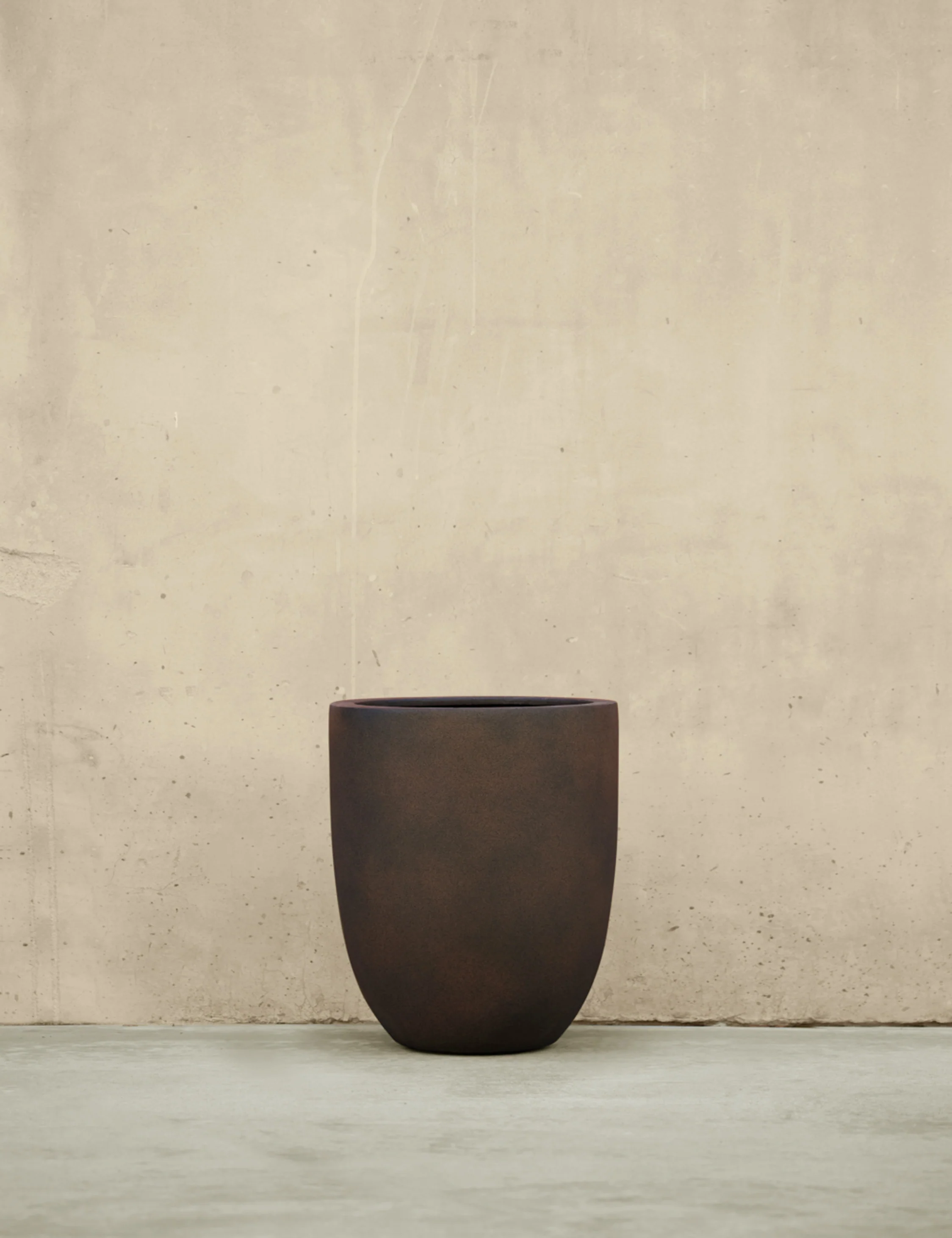 Bradford Planters by Campania International 26 Bradford Planters by Campania International