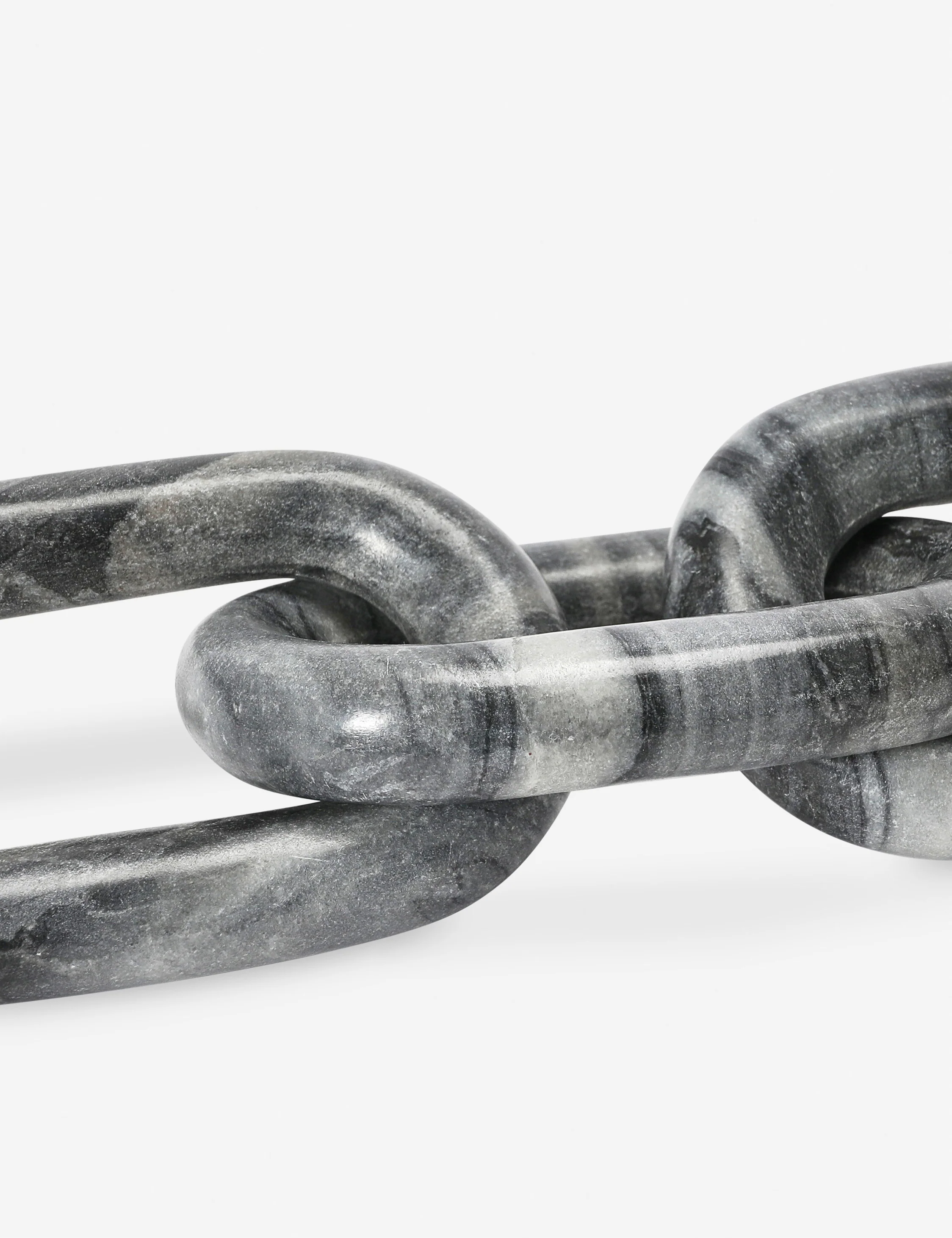 Almarine Chain Décor