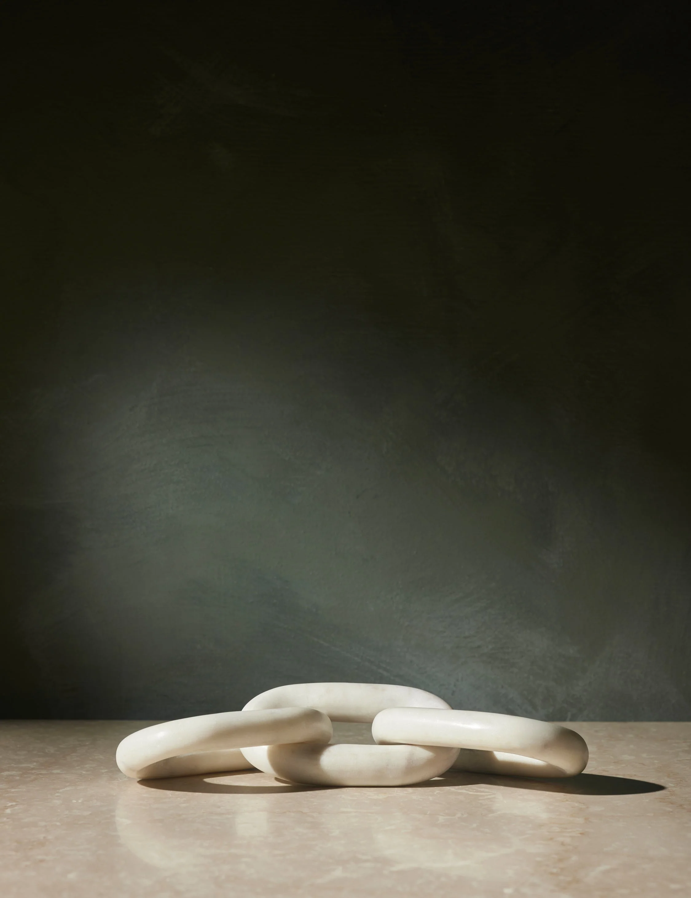 Almarine Chain Décor