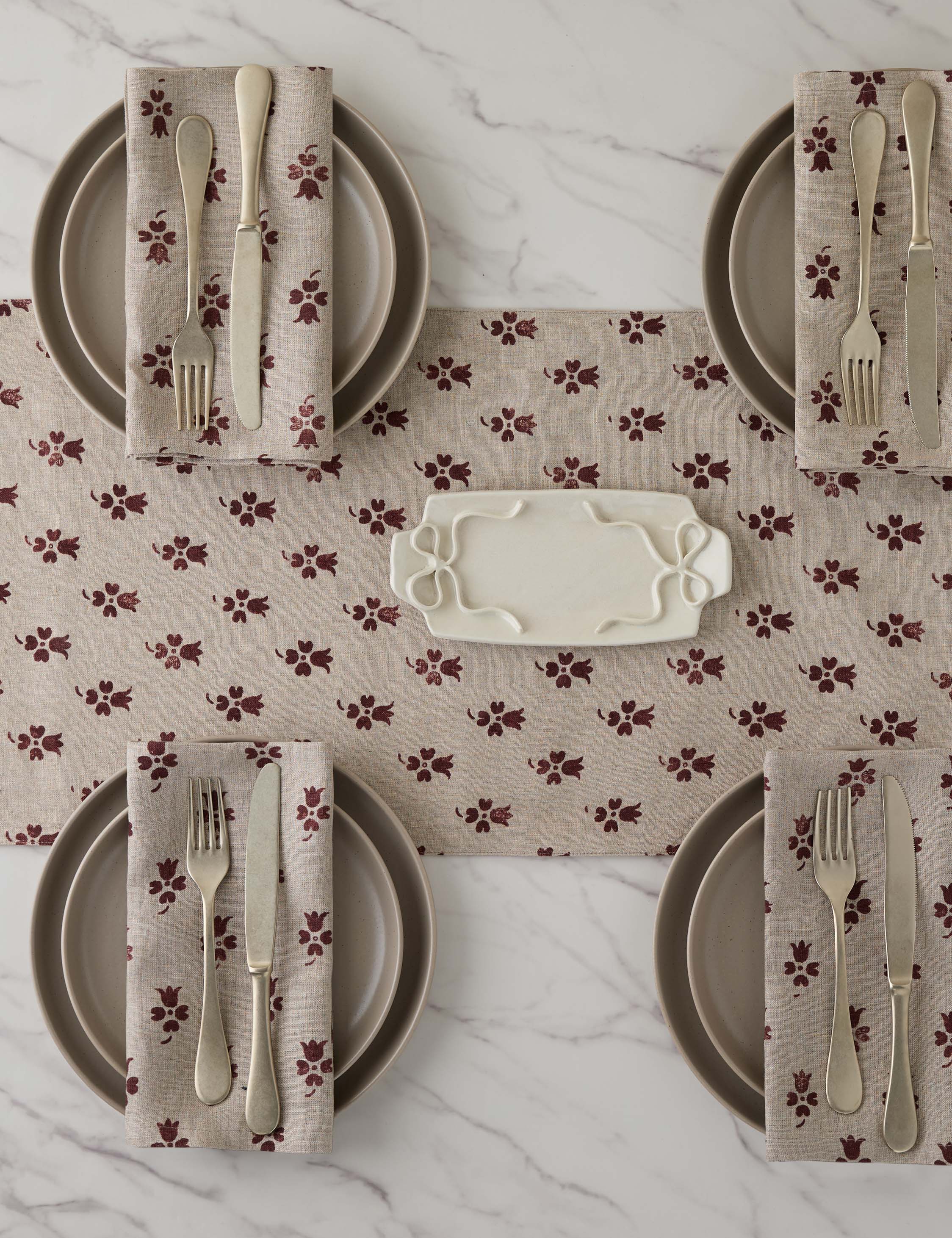 Romaric Table Runner