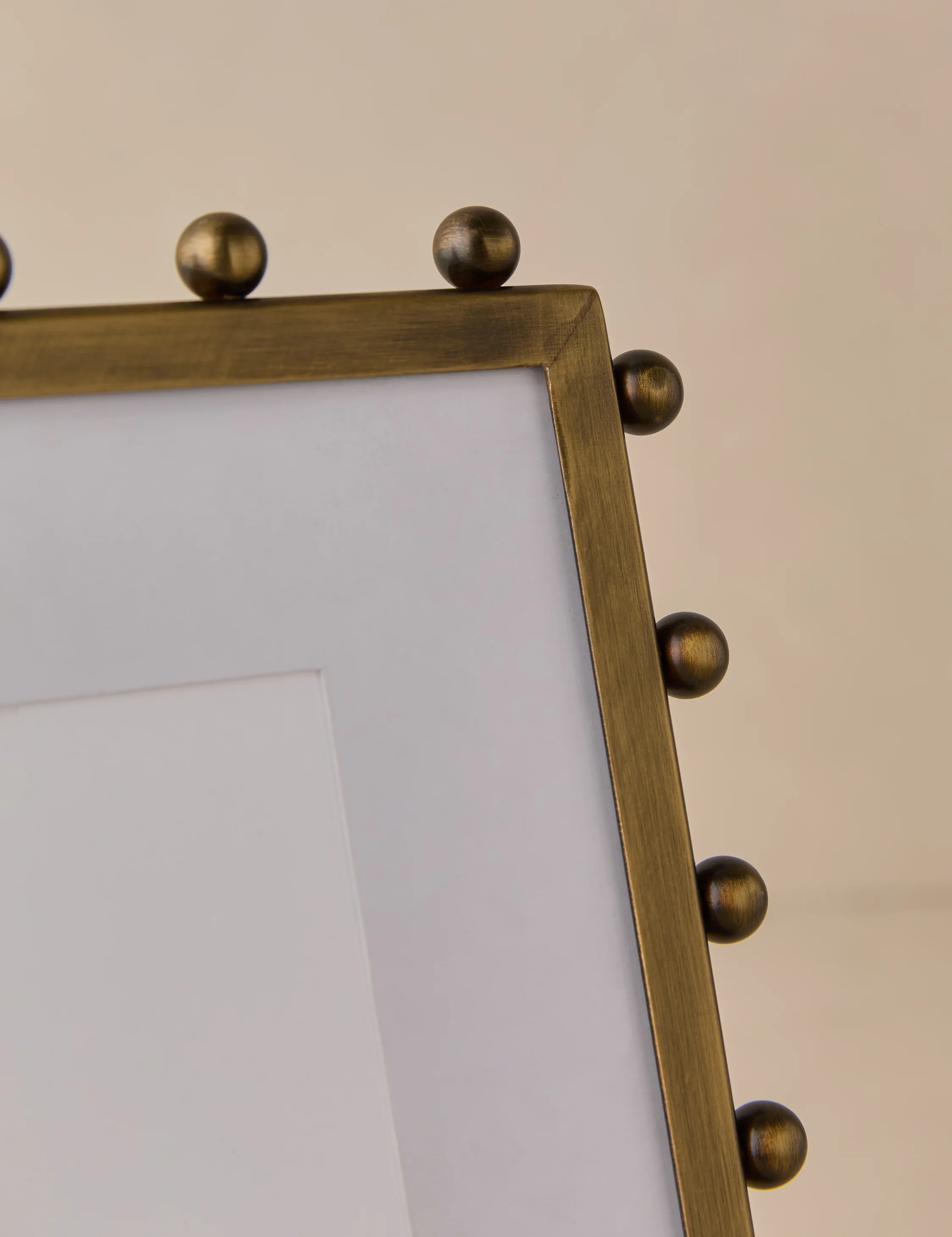 Lochlan Picture Frame