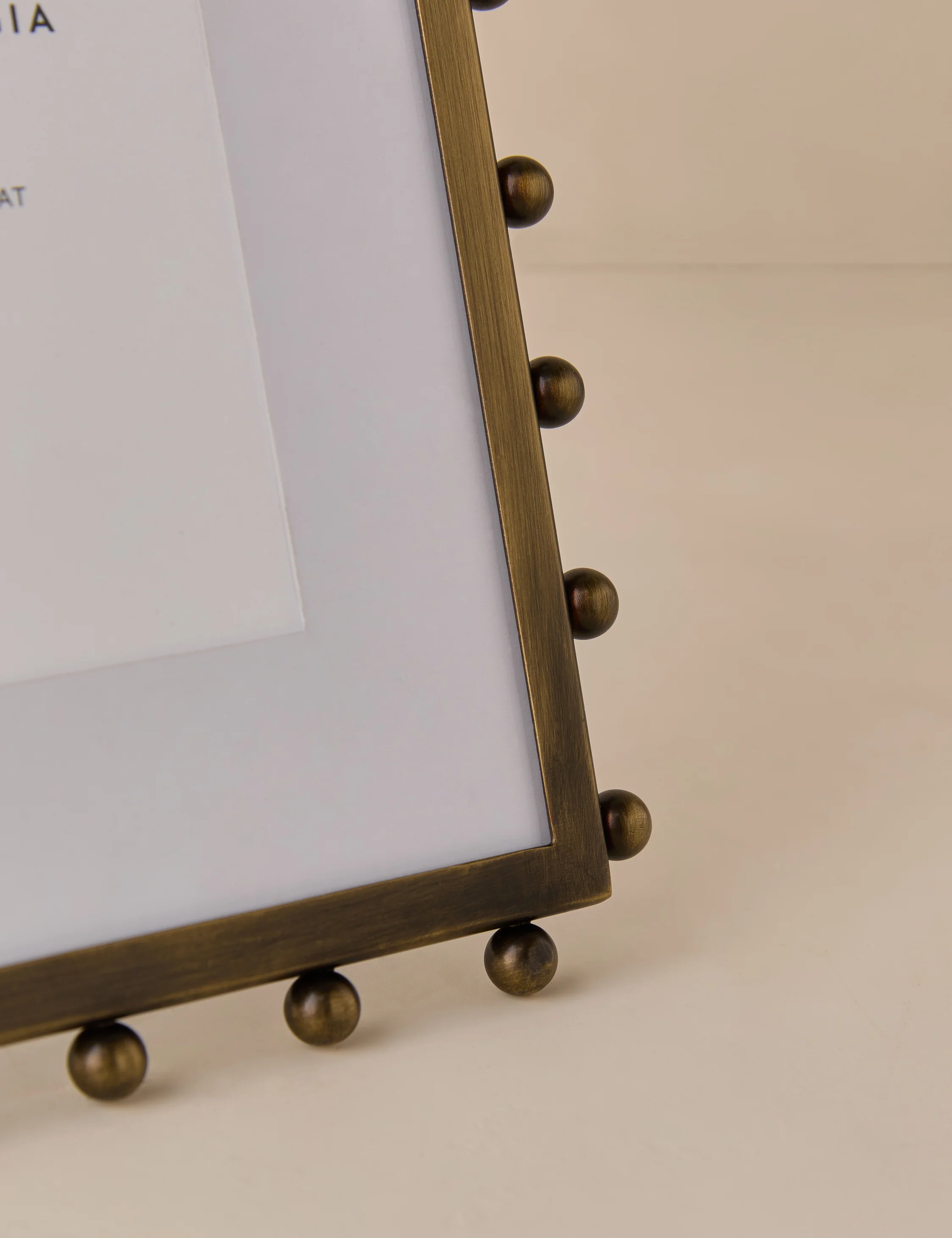 Lochlan Picture Frame