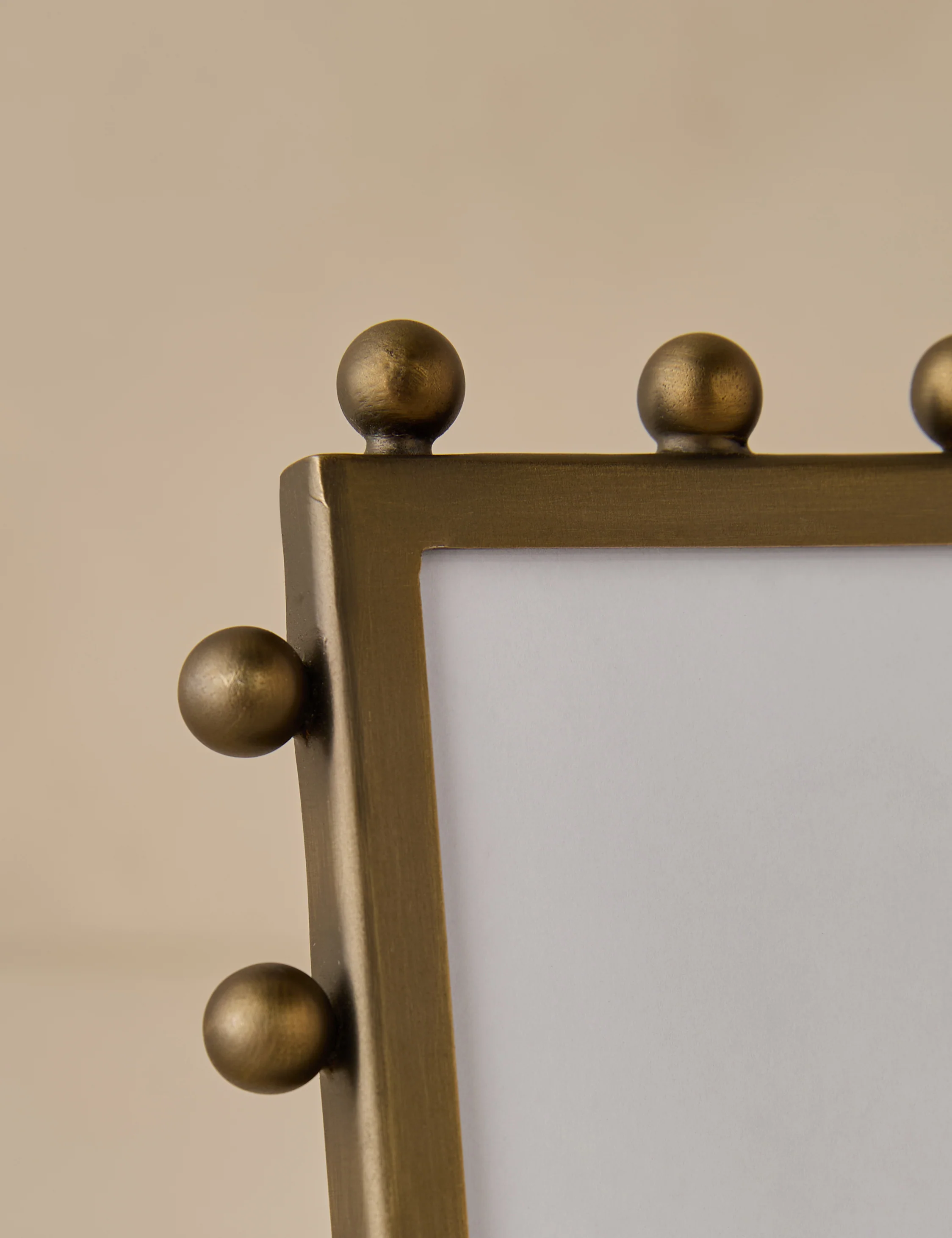 Lochlan Picture Frame