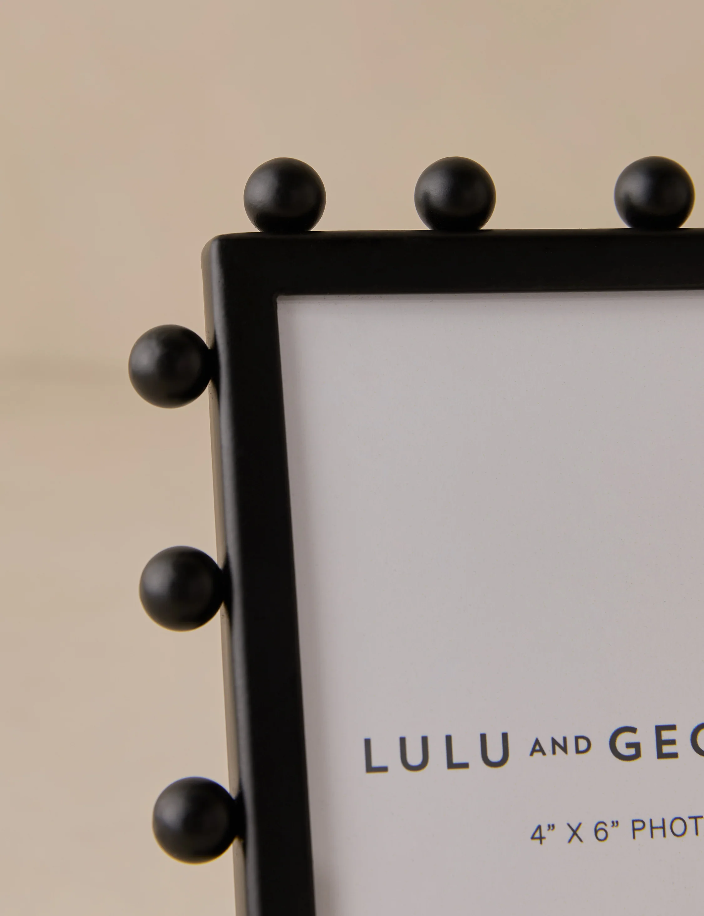 Lochlan Picture Frame