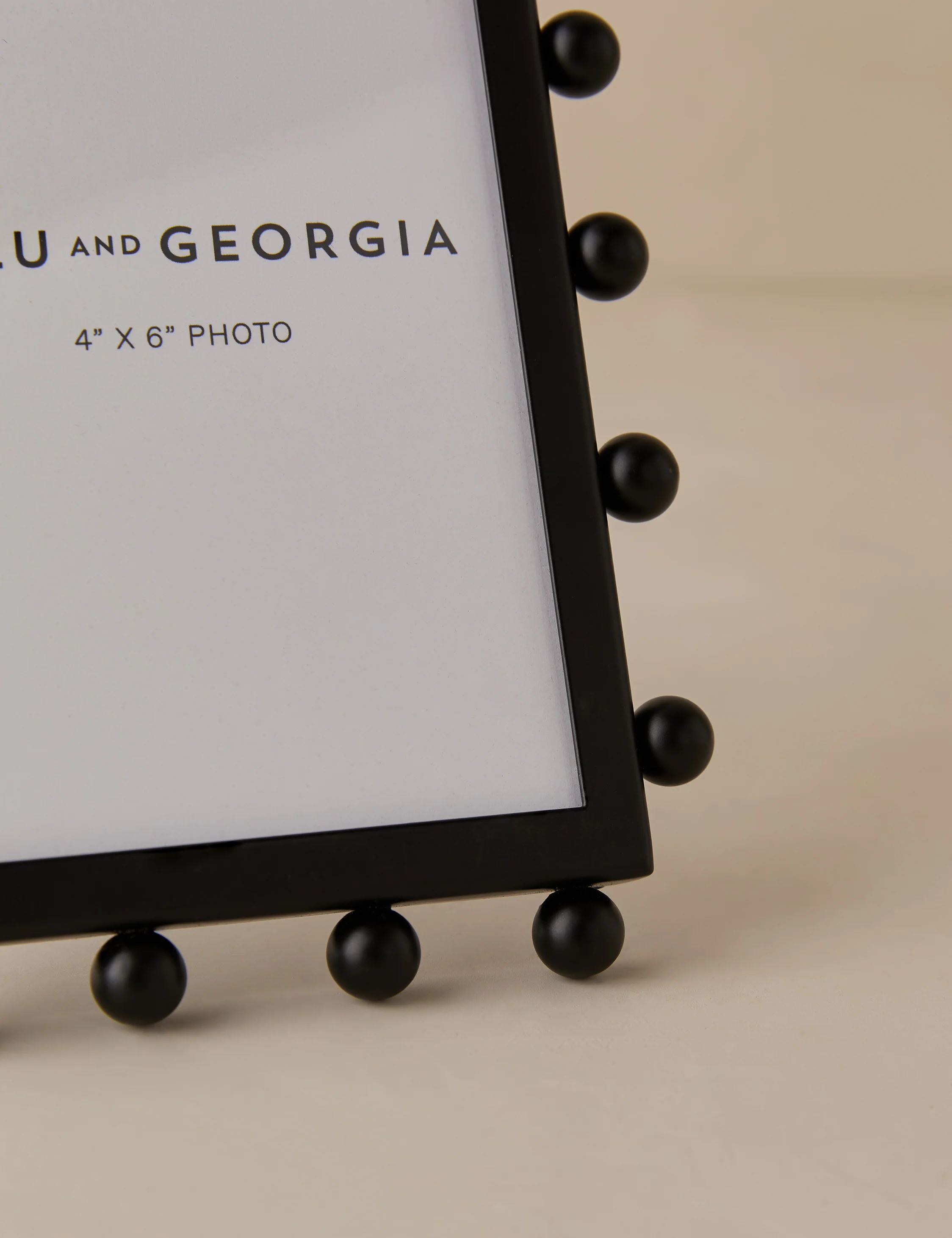 Lochlan Picture Frame