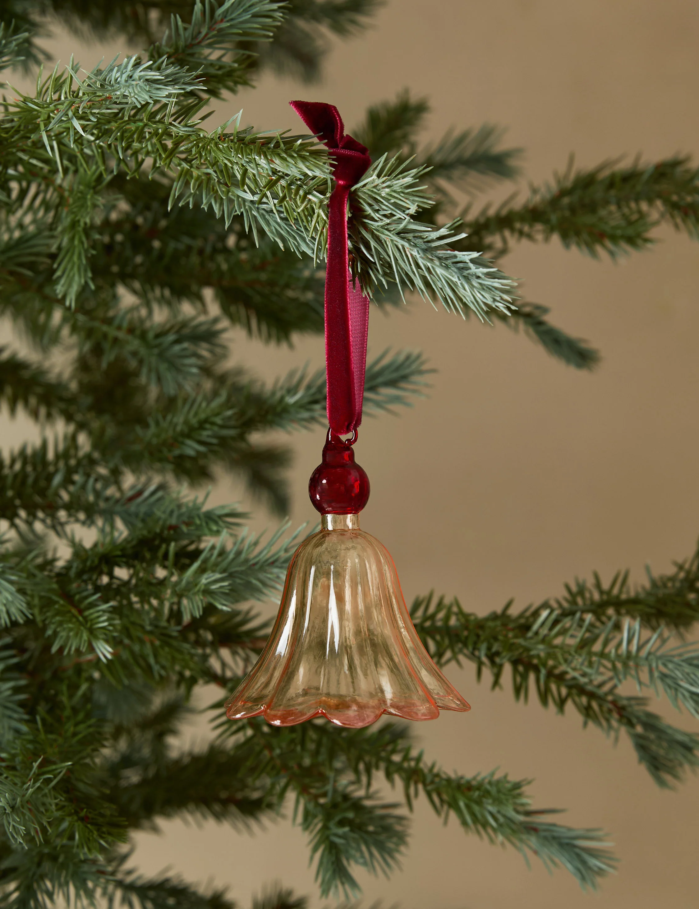 Suzu Glass Ornament