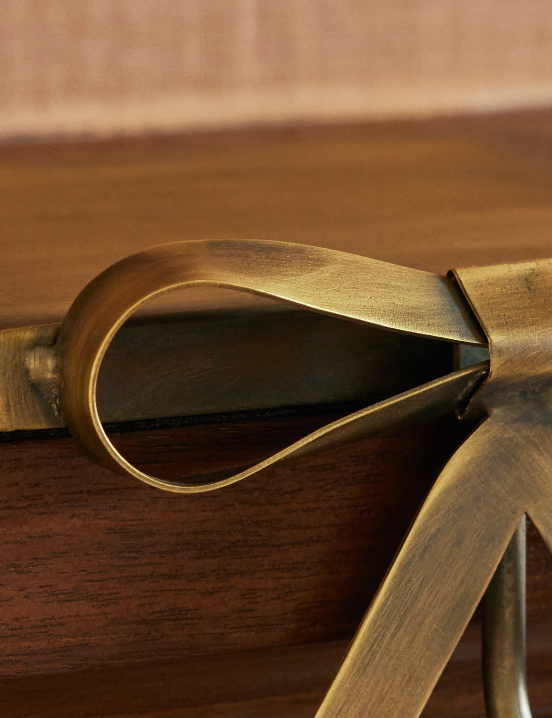 Adea Stocking Holder