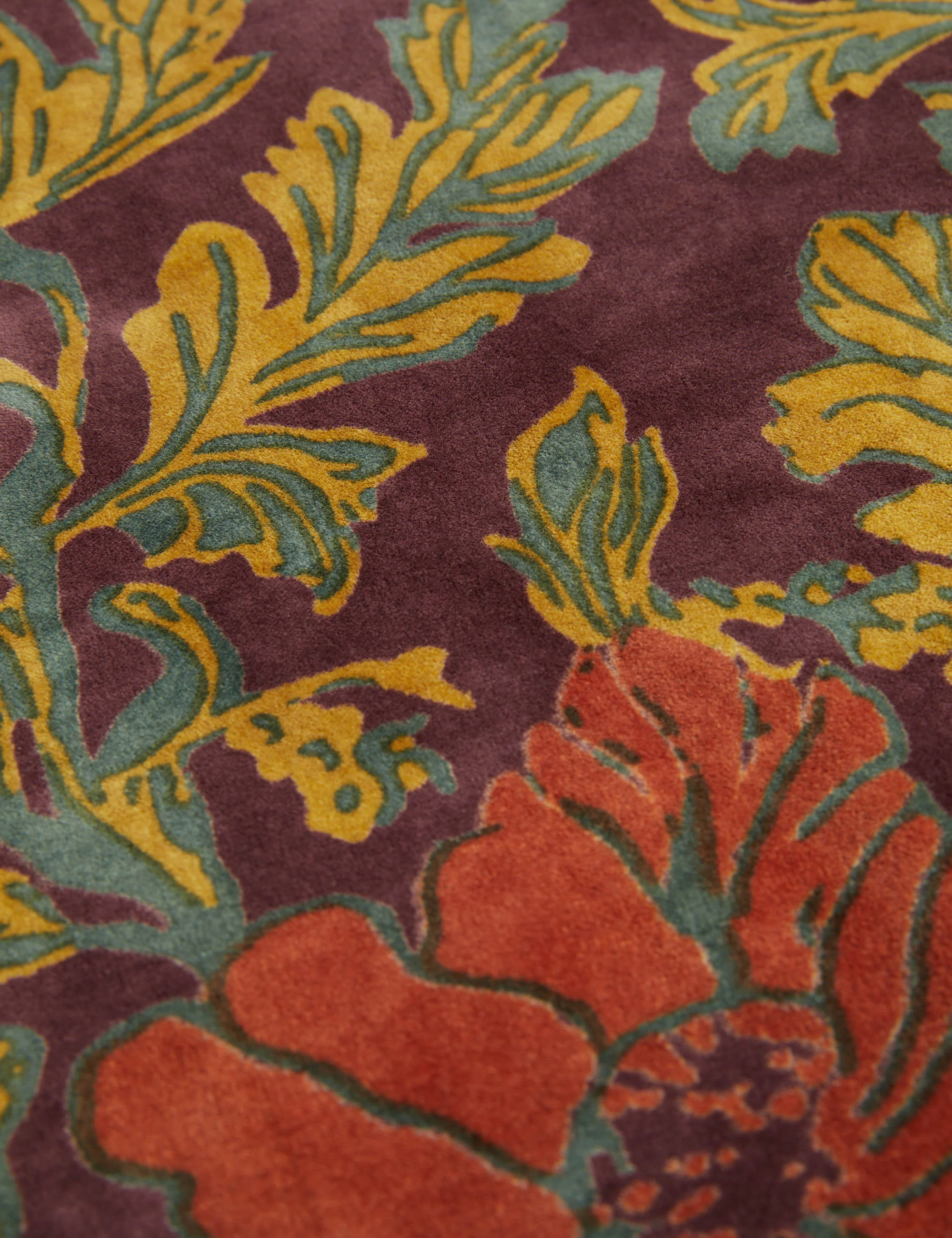 Agnetha Velvet Tree Skirt