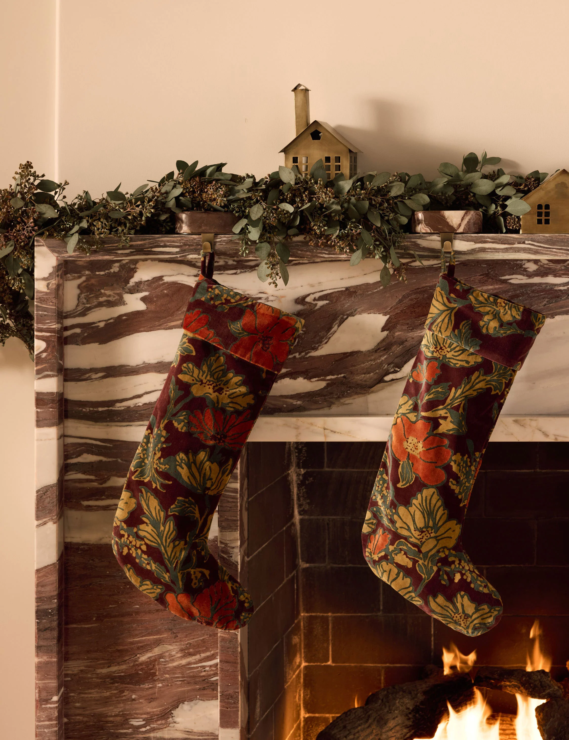 Agnetha Velvet Stocking