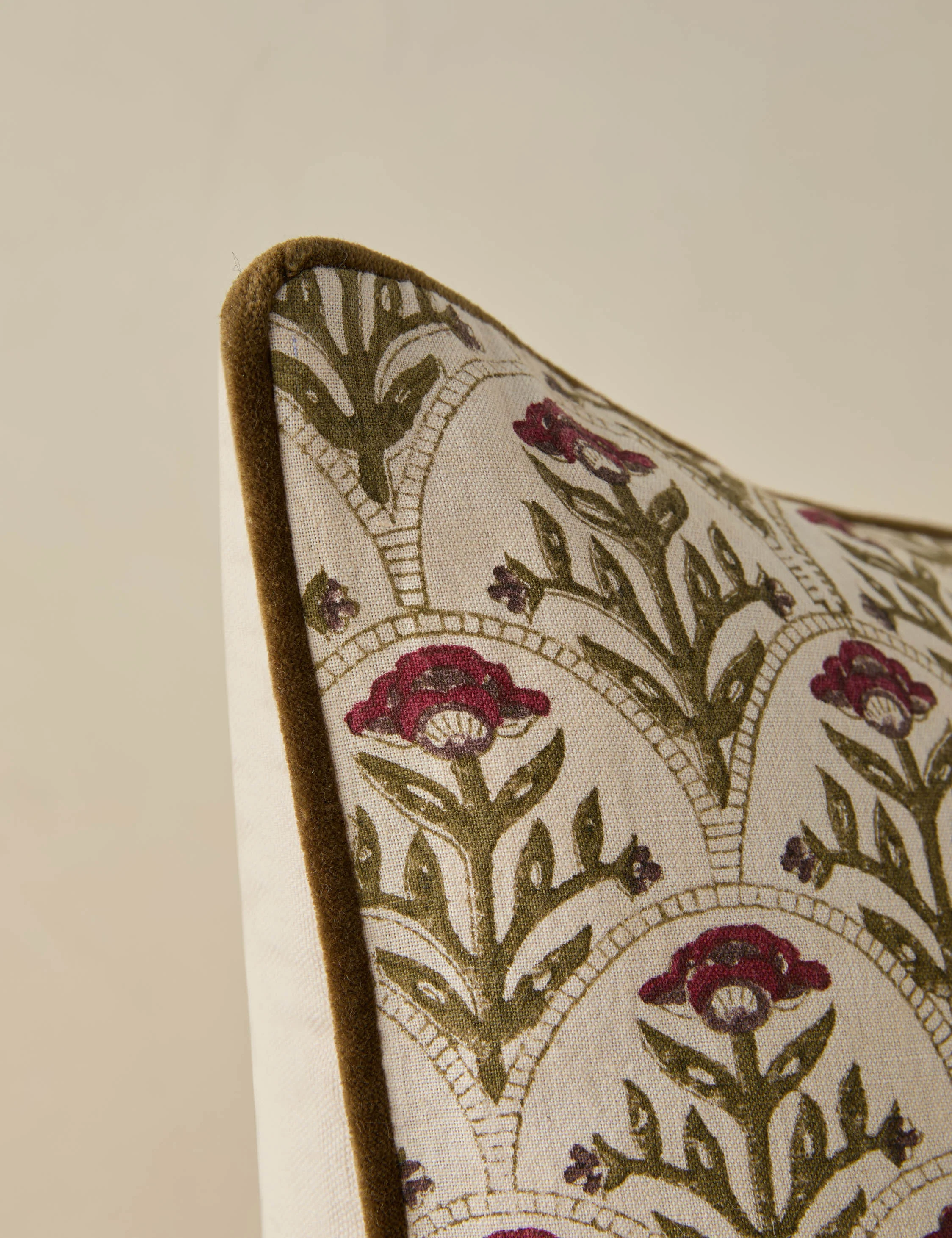 Dov Pillow 5 Dov Pillow