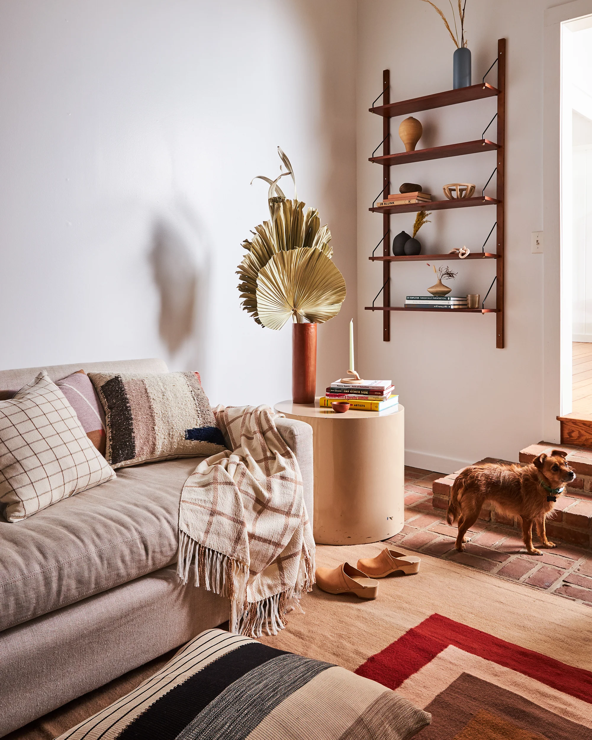 Louise Throw by MINNA