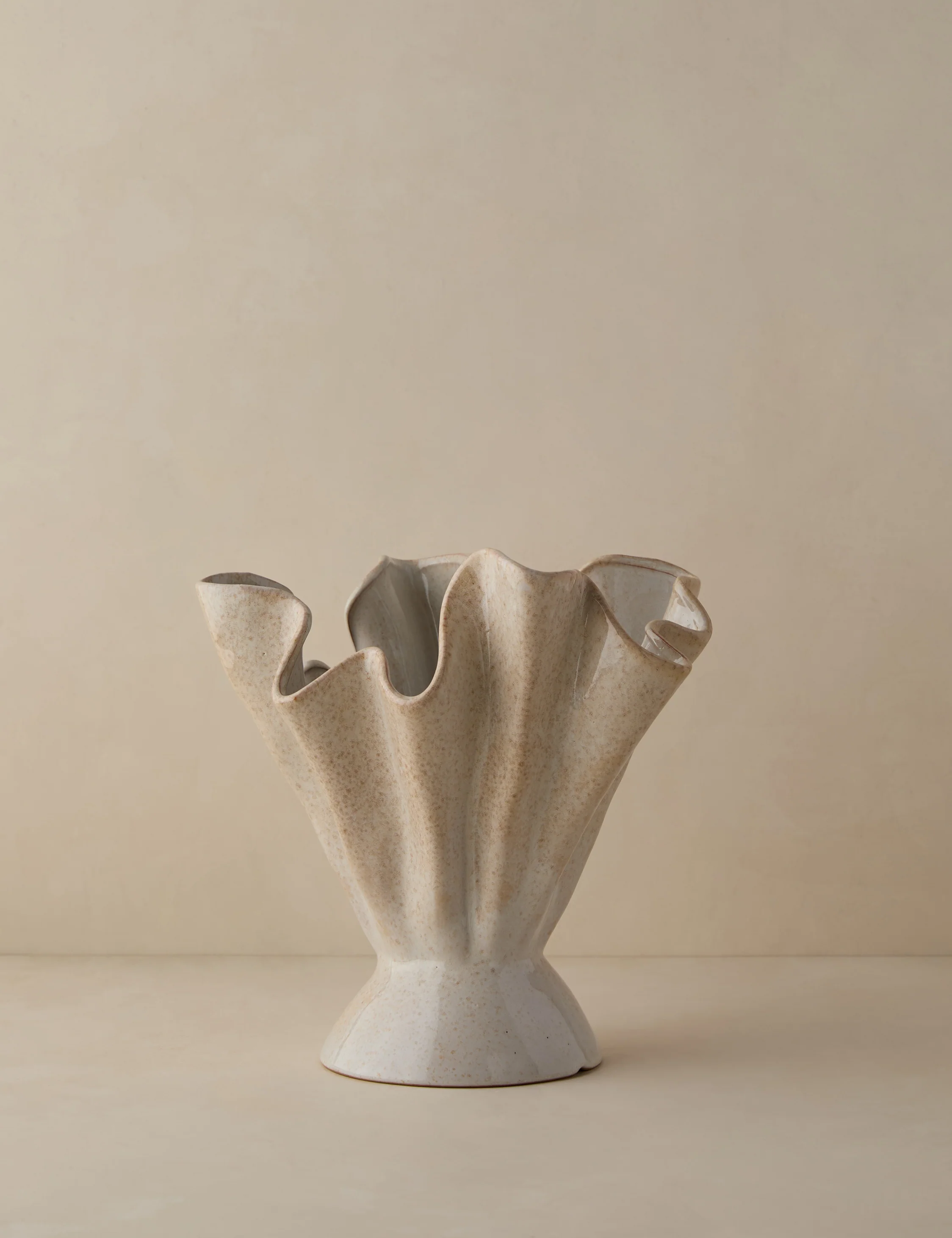 Darcia Vase