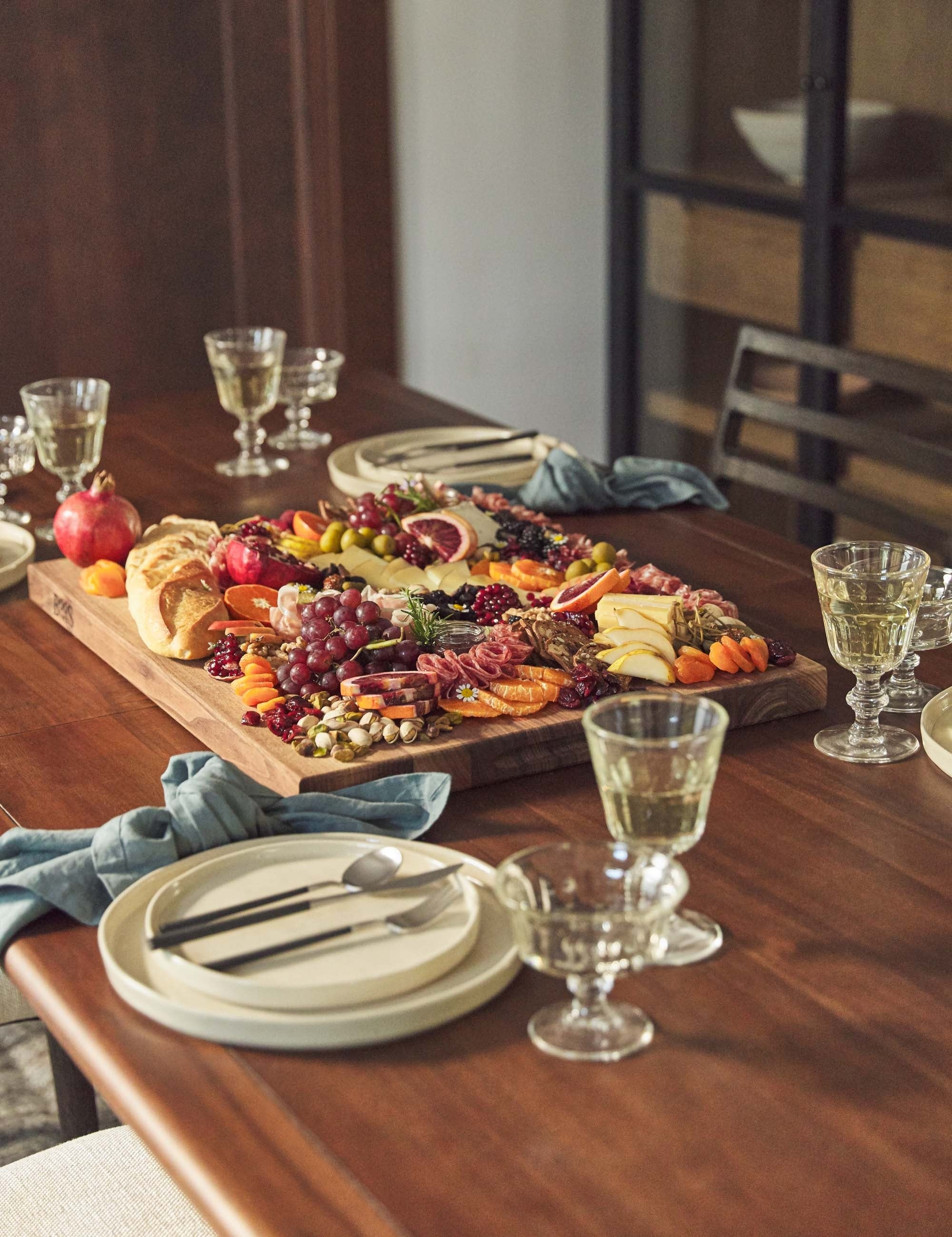 Linen Table Napkins (Set of 4) by Cultiver