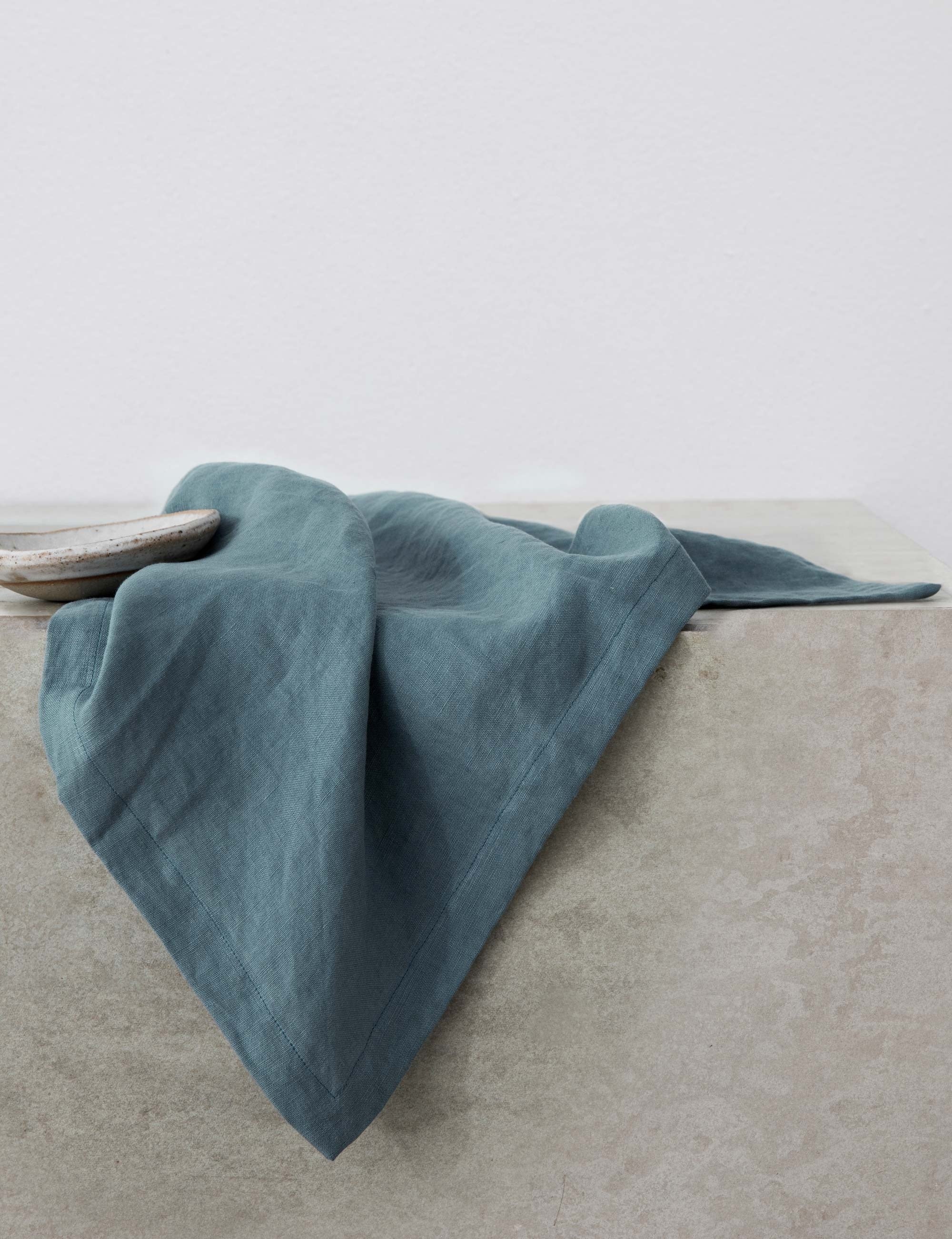 Linen Table Napkins (Set of 4) by Cultiver