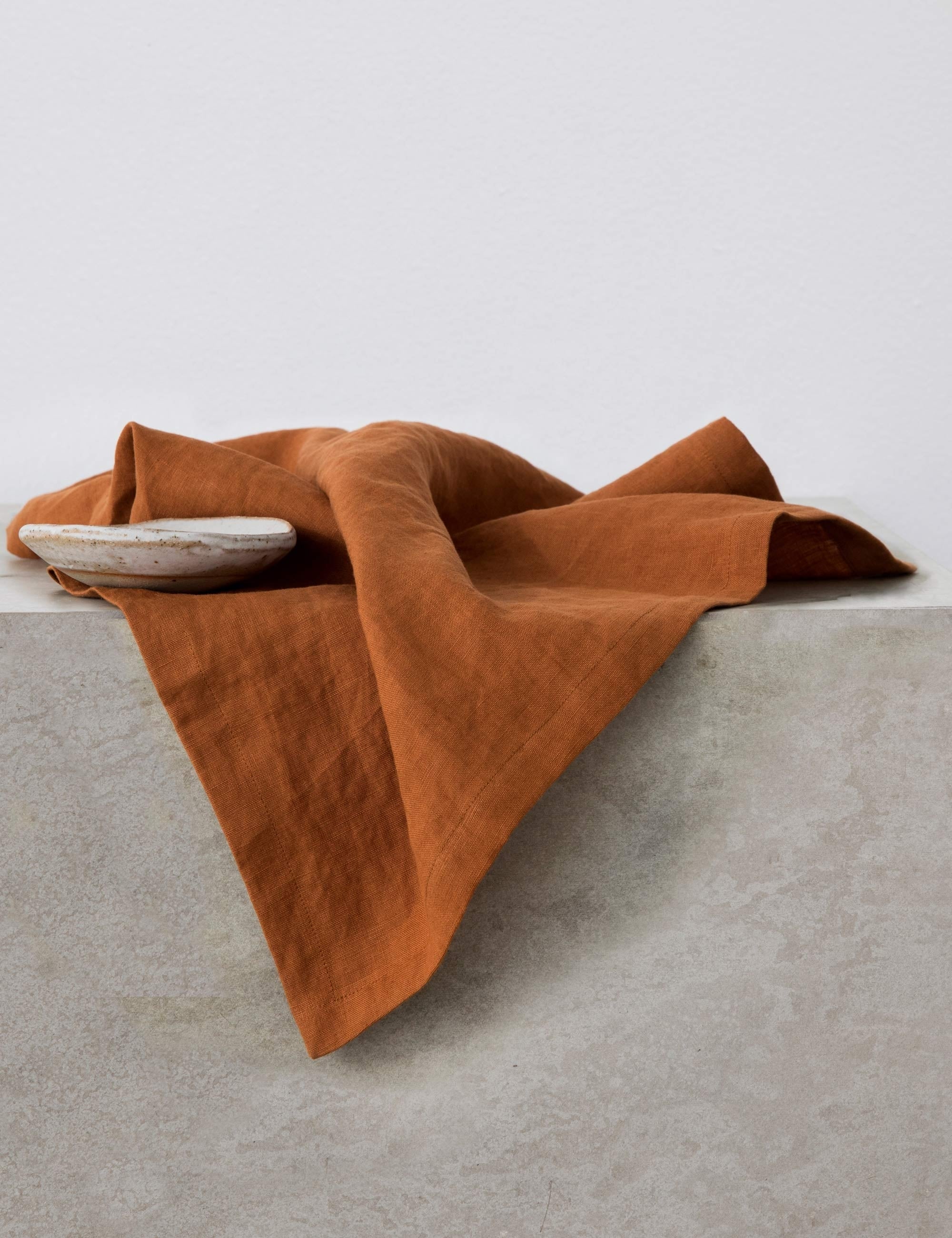Linen Table Napkins (Set of 4) by Cultiver