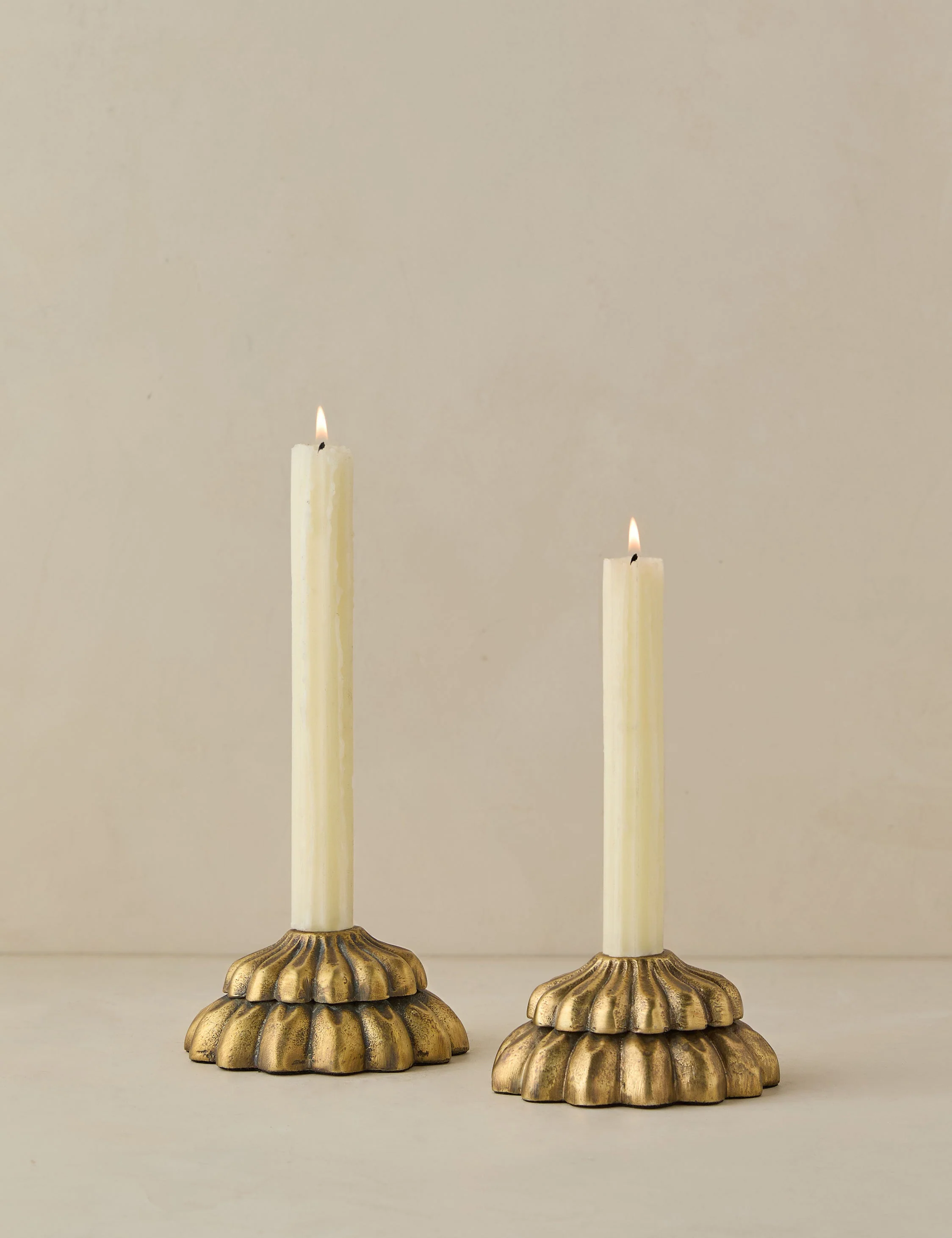 Giovanna Candle Holder