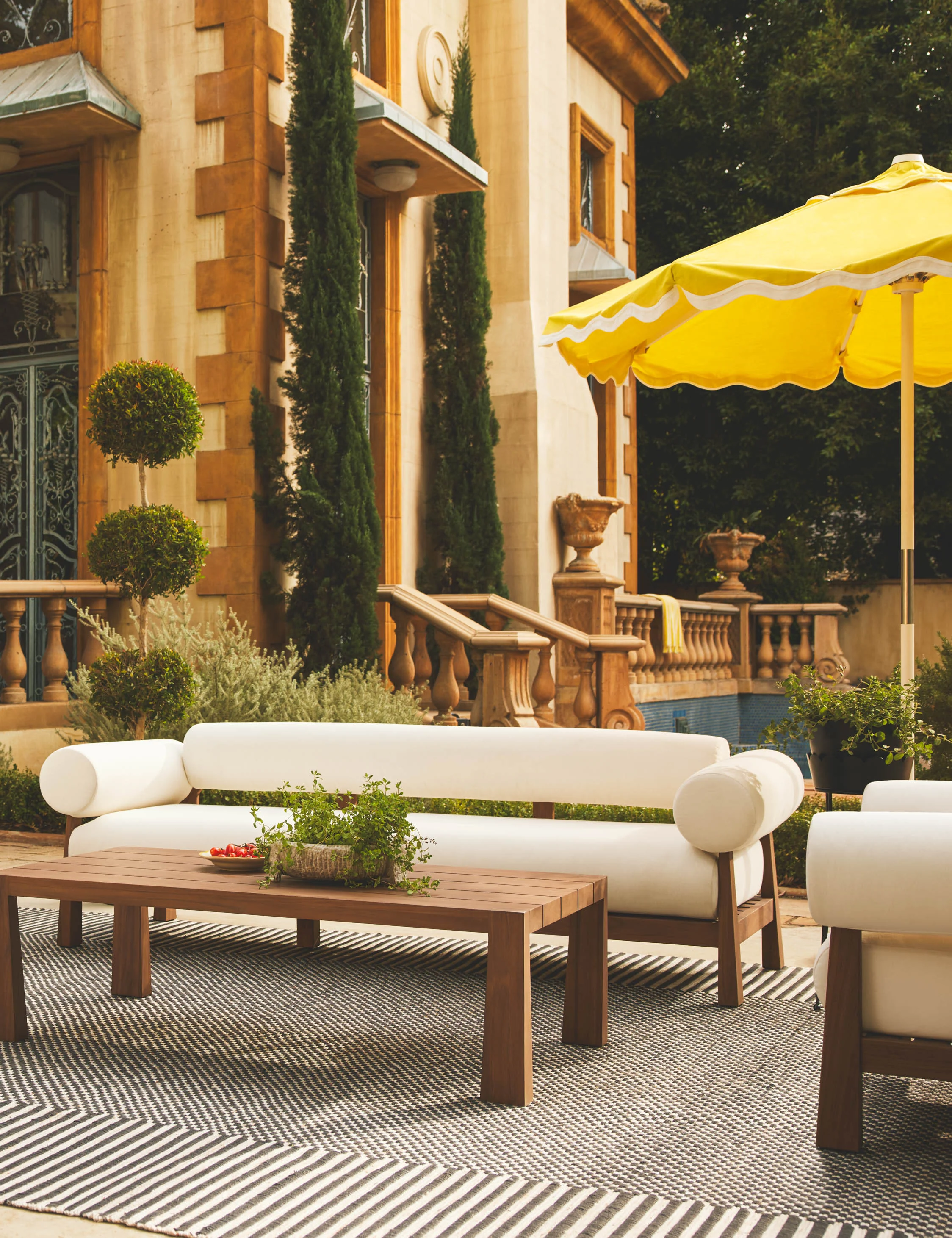 Market Umbrella by Business & Pleasure Co.