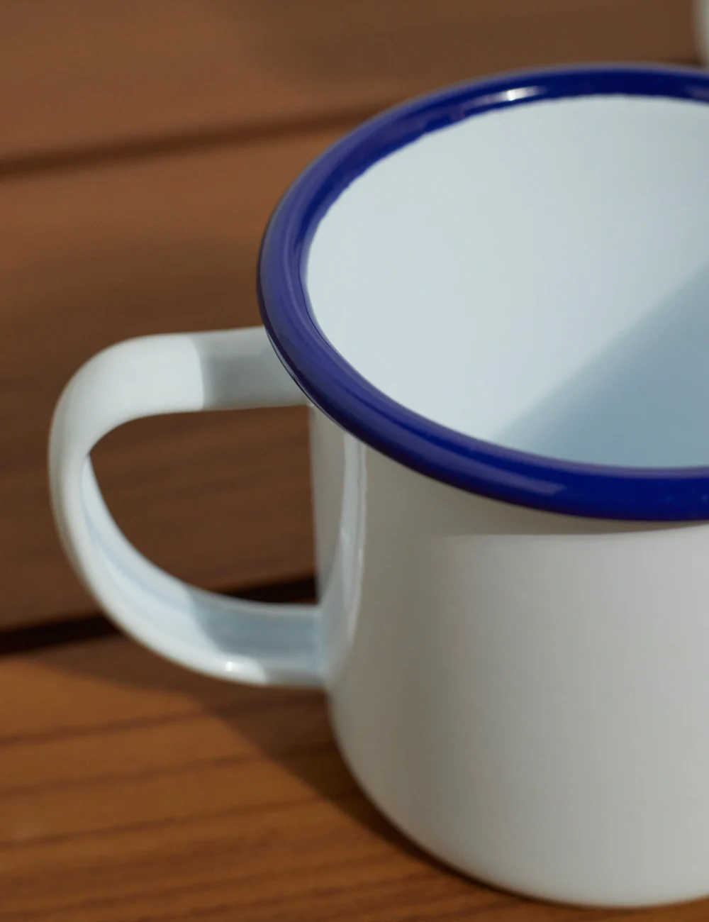 Enamelware Mug (Set of 4) by Crow Canyon 5 Enamelware Mug (Set of 4) by Crow Canyon