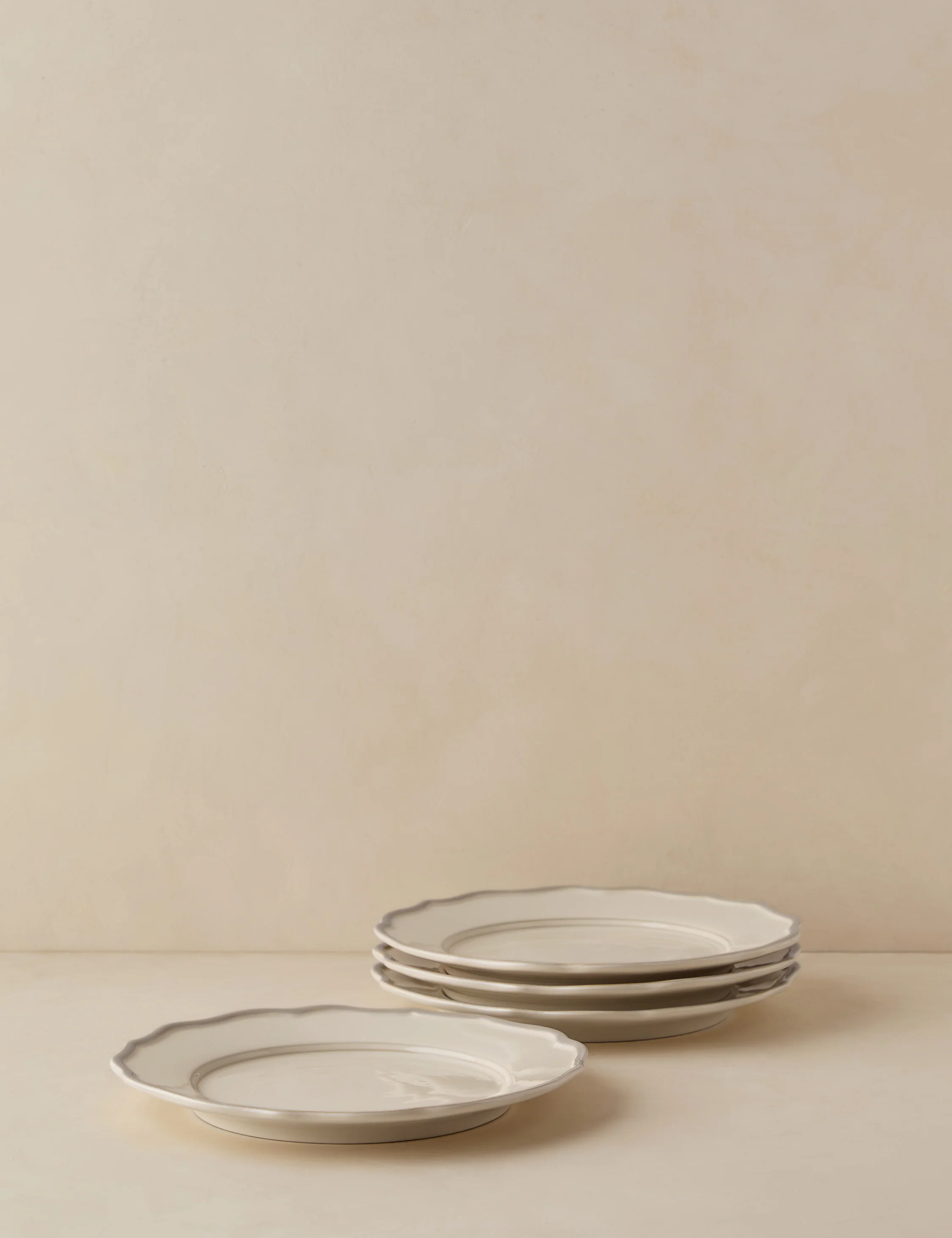Stoneware Dinnerware by Maison Madison 106 Stoneware Dinnerware by Maison Madison
