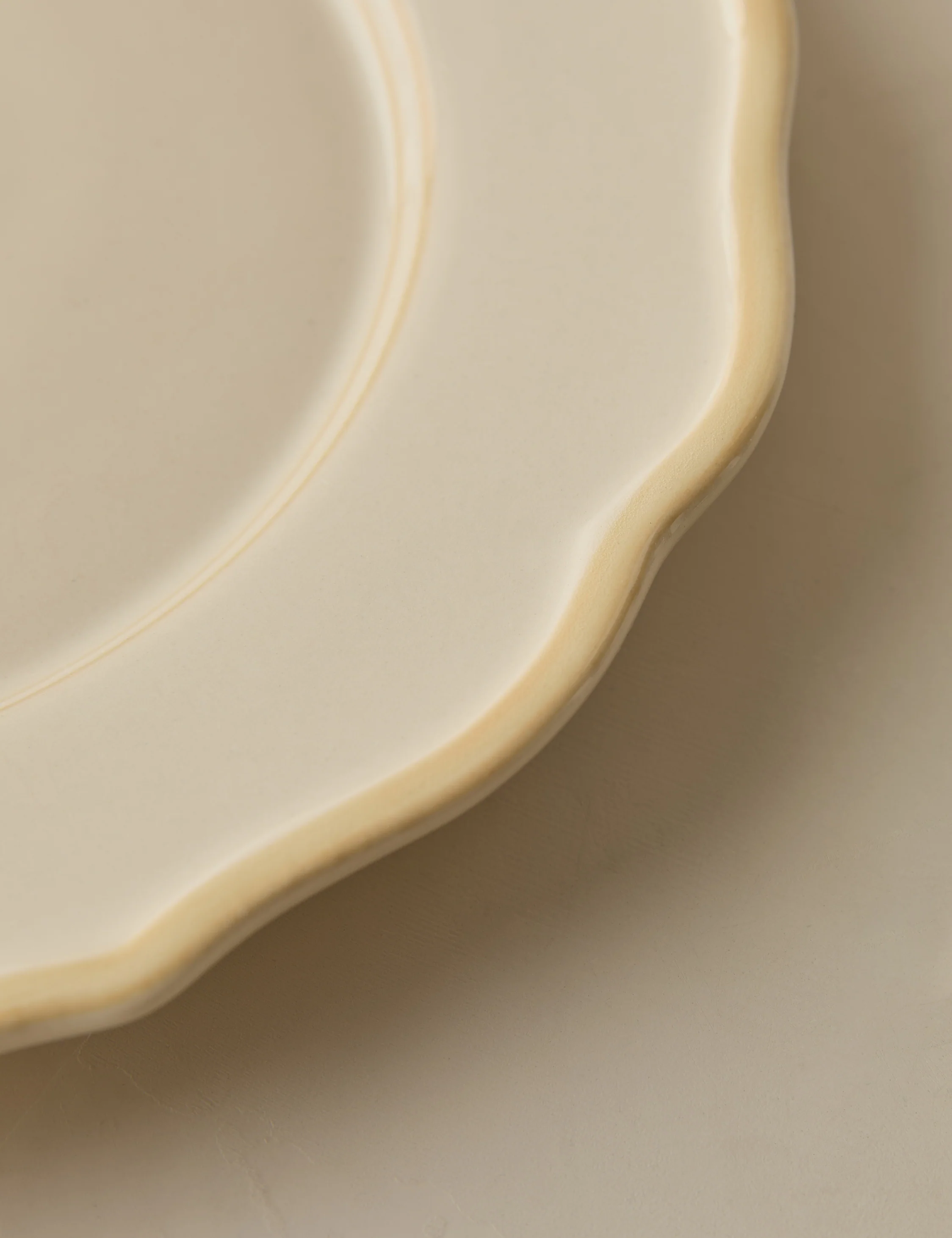 Stoneware Dinnerware by Maison Madison 82 Stoneware Dinnerware by Maison Madison