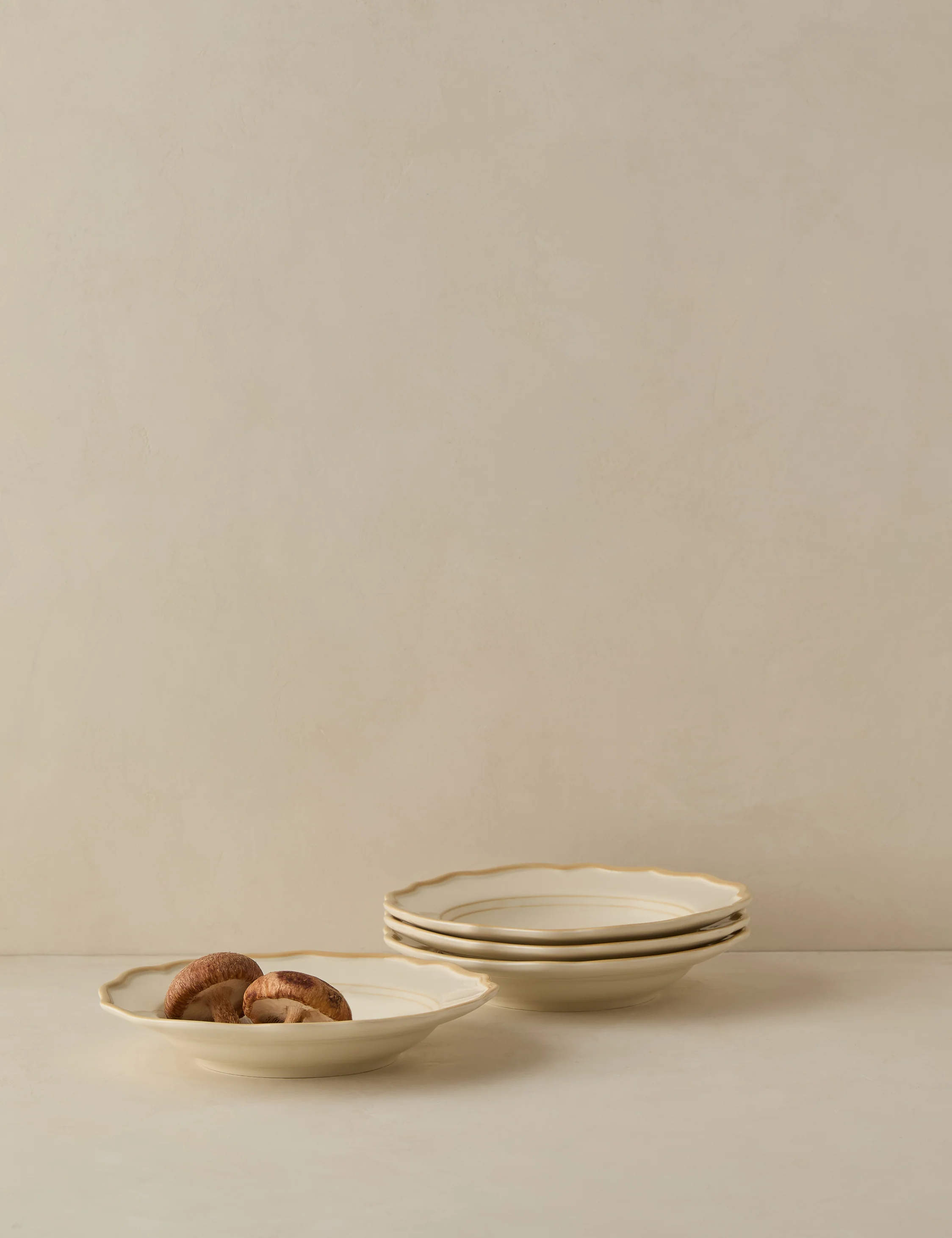 Stoneware Dinnerware by Maison Madison 87 Stoneware Dinnerware by Maison Madison