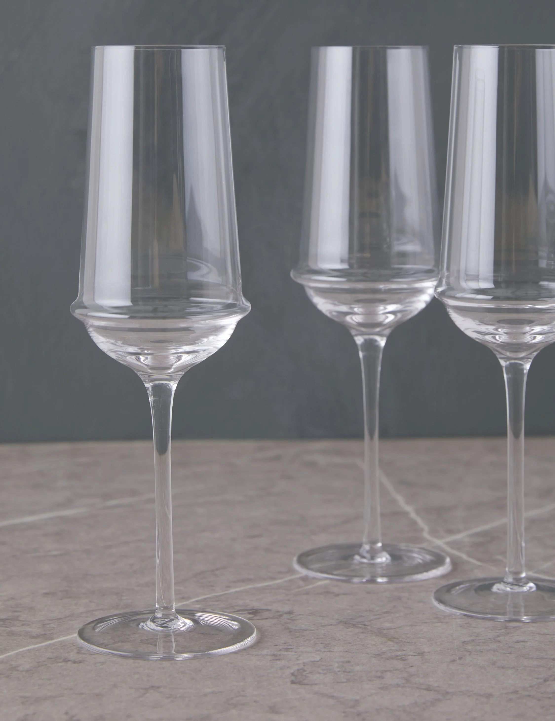 Dune Glassware by Kelly Wearstler x Serax 3 Dune Glassware by Kelly Wearstler x Serax