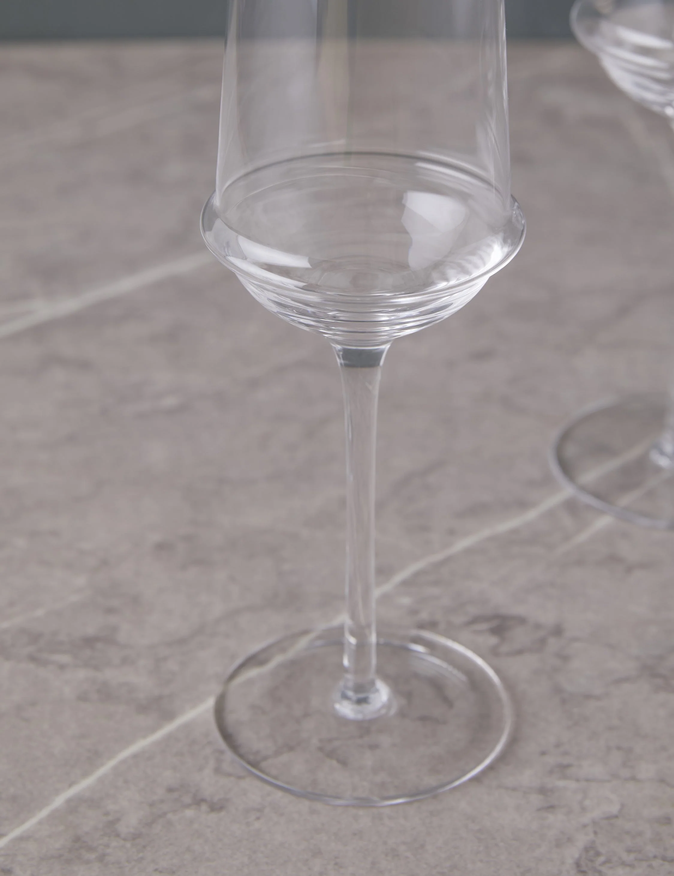 Dune Glassware by Kelly Wearstler x Serax 4 Dune Glassware by Kelly Wearstler x Serax