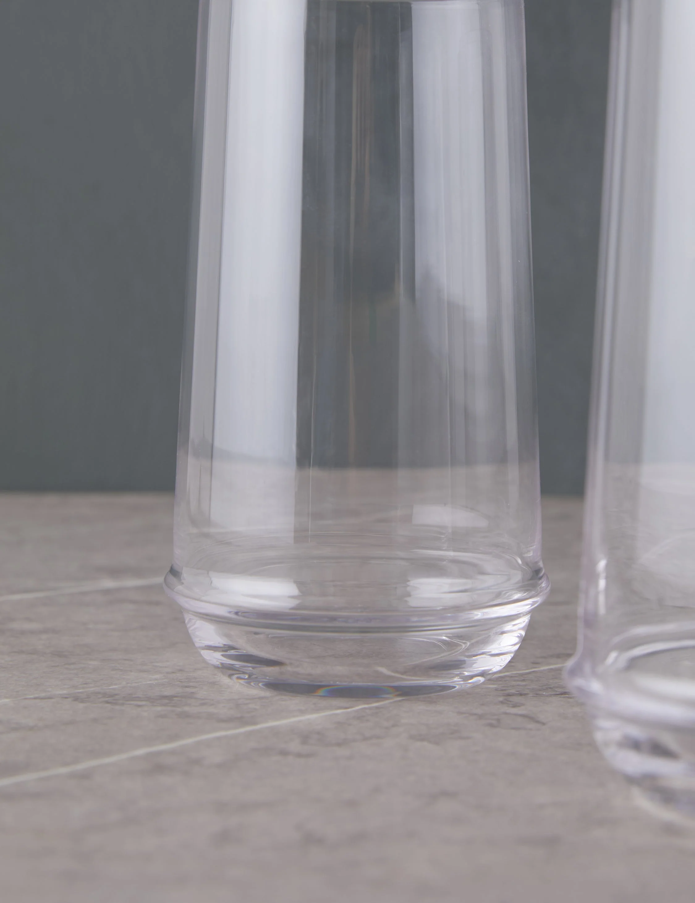 Dune Glassware by Kelly Wearstler x Serax 9 Dune Glassware by Kelly Wearstler x Serax