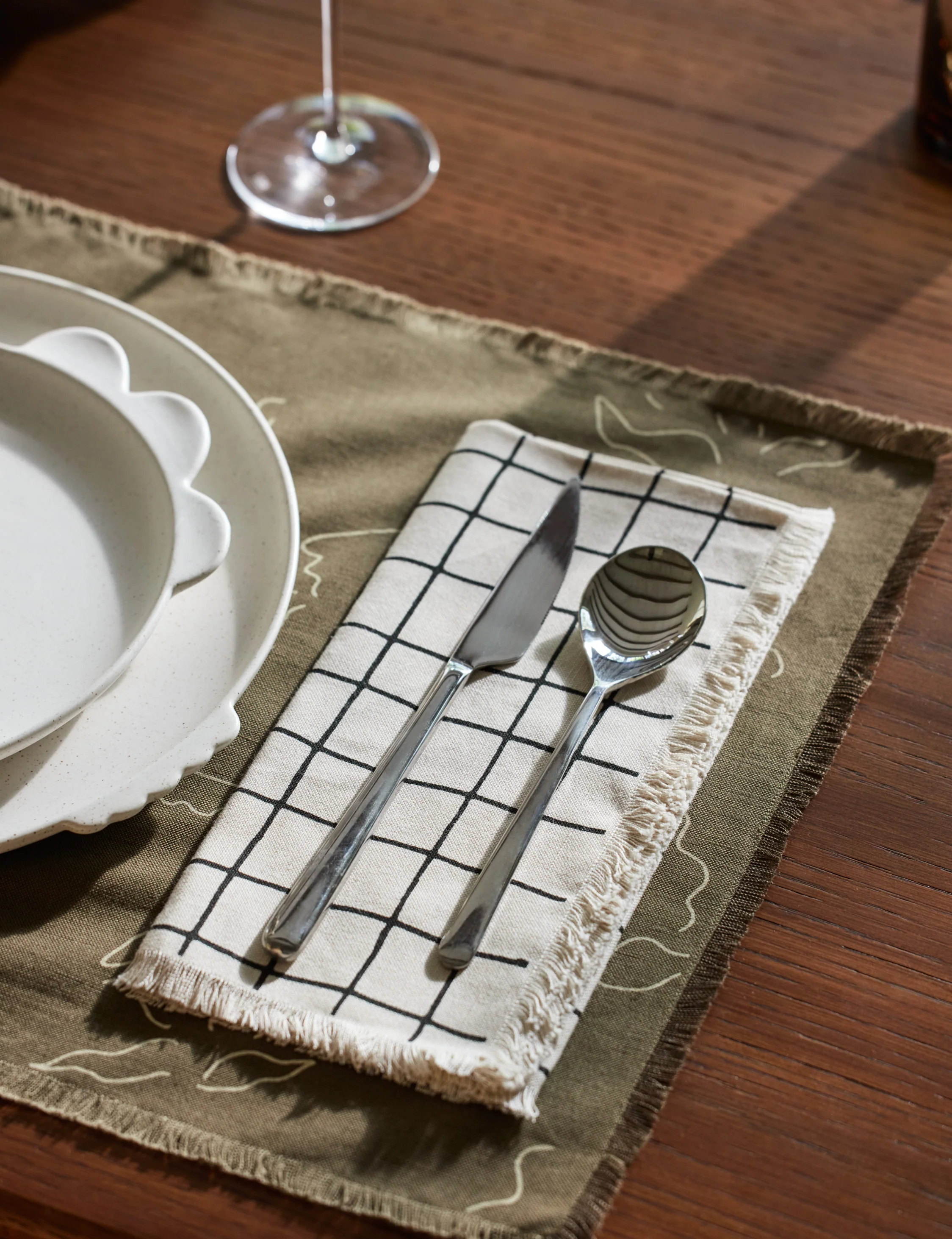 Linea Flatware 5-Piece Set by Mepra