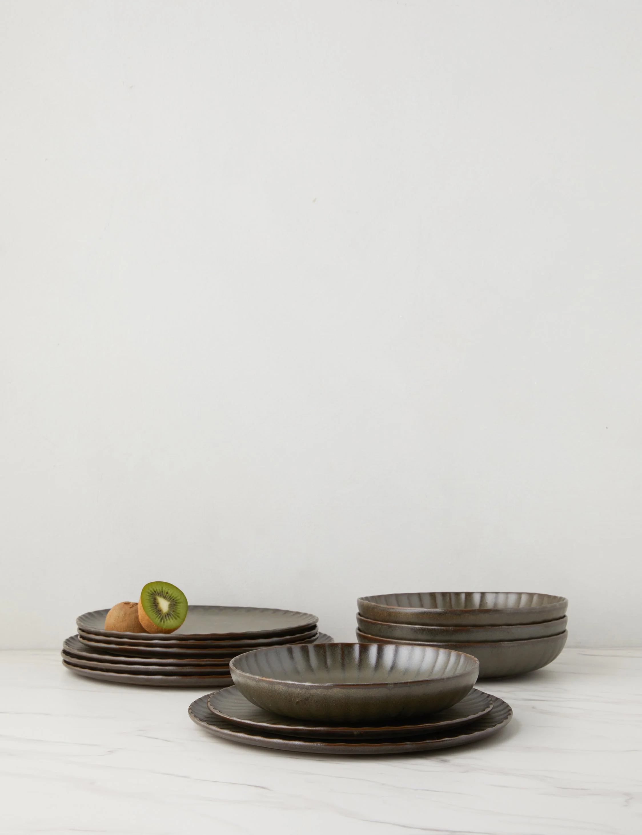 Inku Ceramic Dinnerware by Sergio Herman x Serax 12 Inku Ceramic Dinnerware by Sergio Herman x Serax
